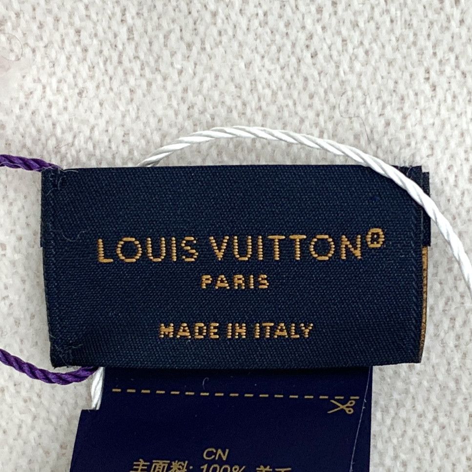 Louis Vuitton Louis Vuitton Pink Monogram Wool Scarf (170*34cm) Size ONE SIZE - 2 Thumbnail