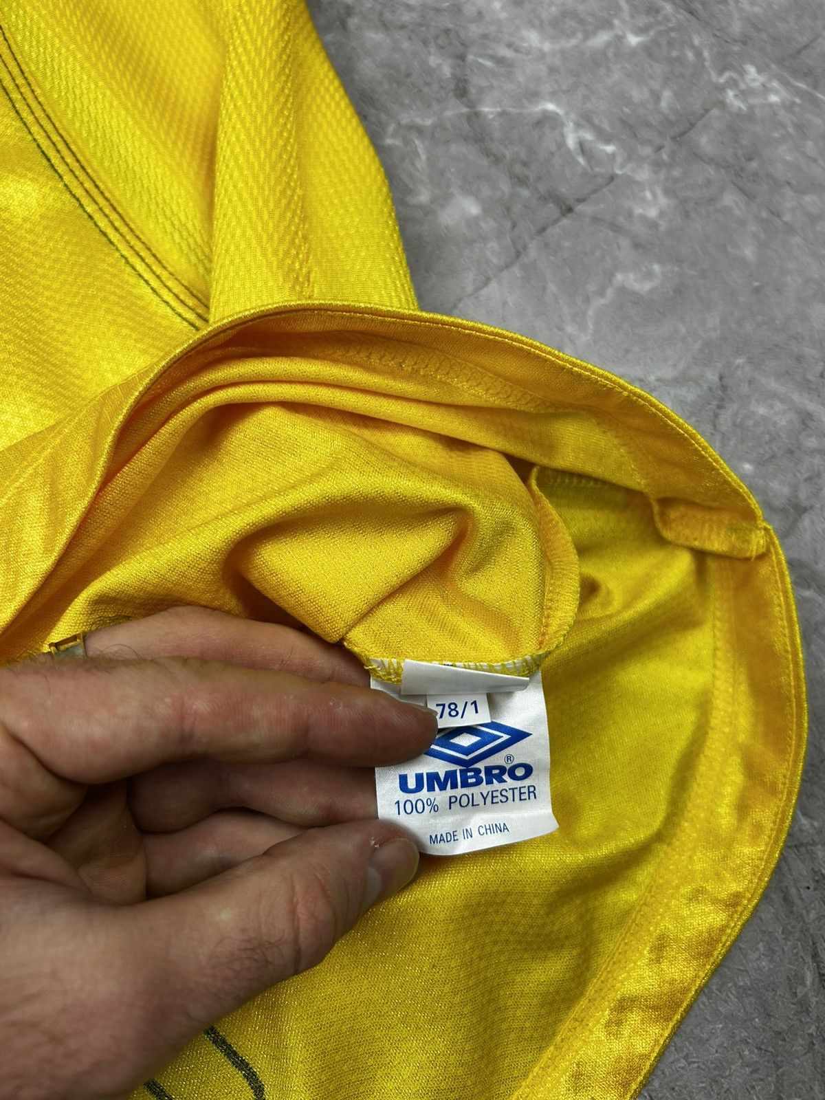 Umbro Chelsea Umbro 1997/1999 jersey vintage soccer retro home Size US XL / EU 56 / 4 - 8 Thumbnail
