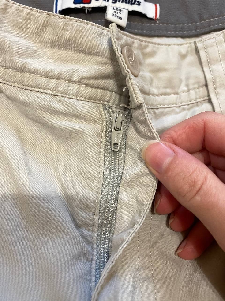 Berghaus Vintage Berghaus Sportwear Hiking Pants Size 31 Size US 31 - 9 Thumbnail