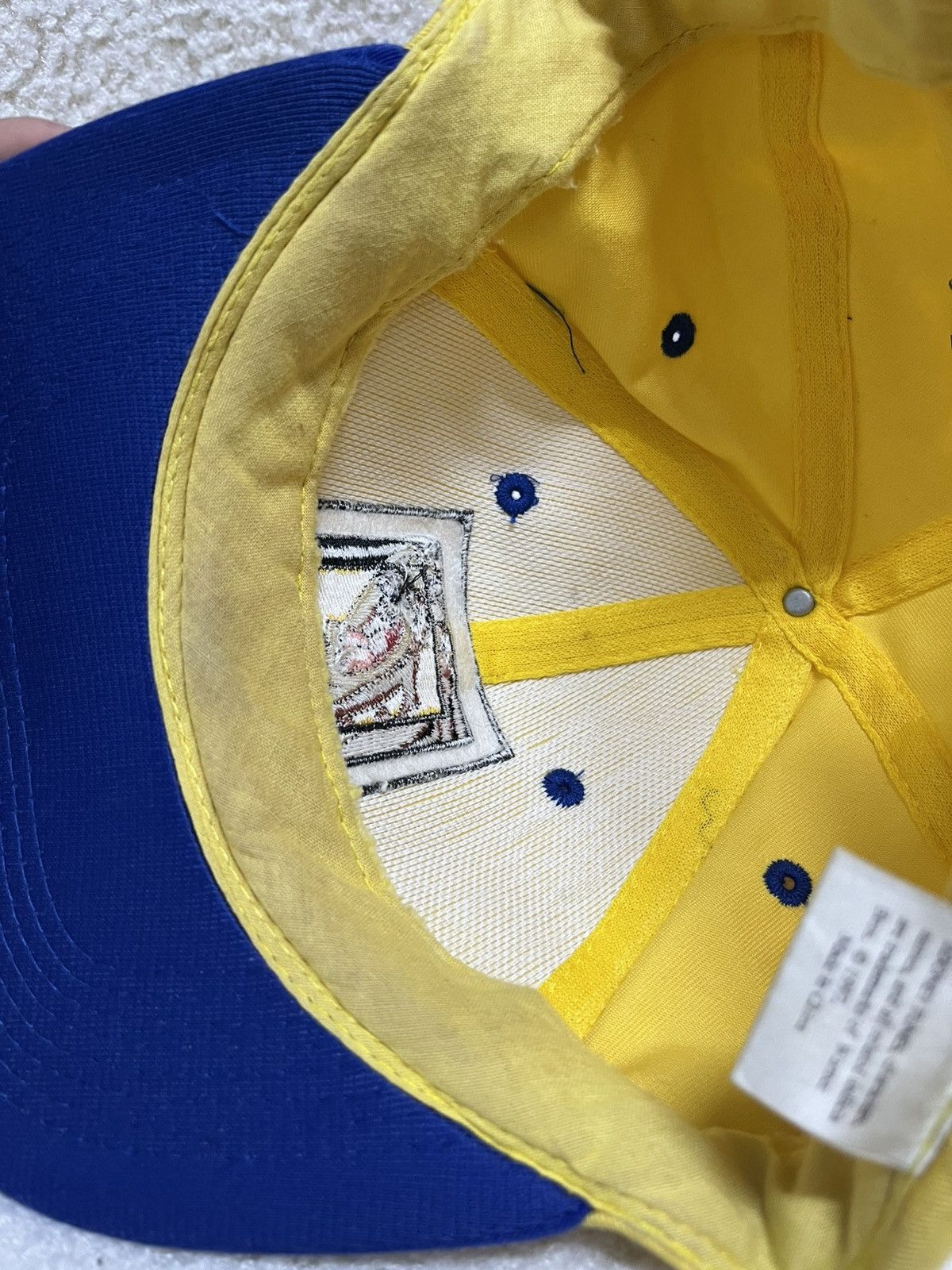 Vintage VINTAGE HATS TAZMANIA LOONEY TUNES 90s RARE 🔥 Size ONE SIZE - 9 Thumbnail