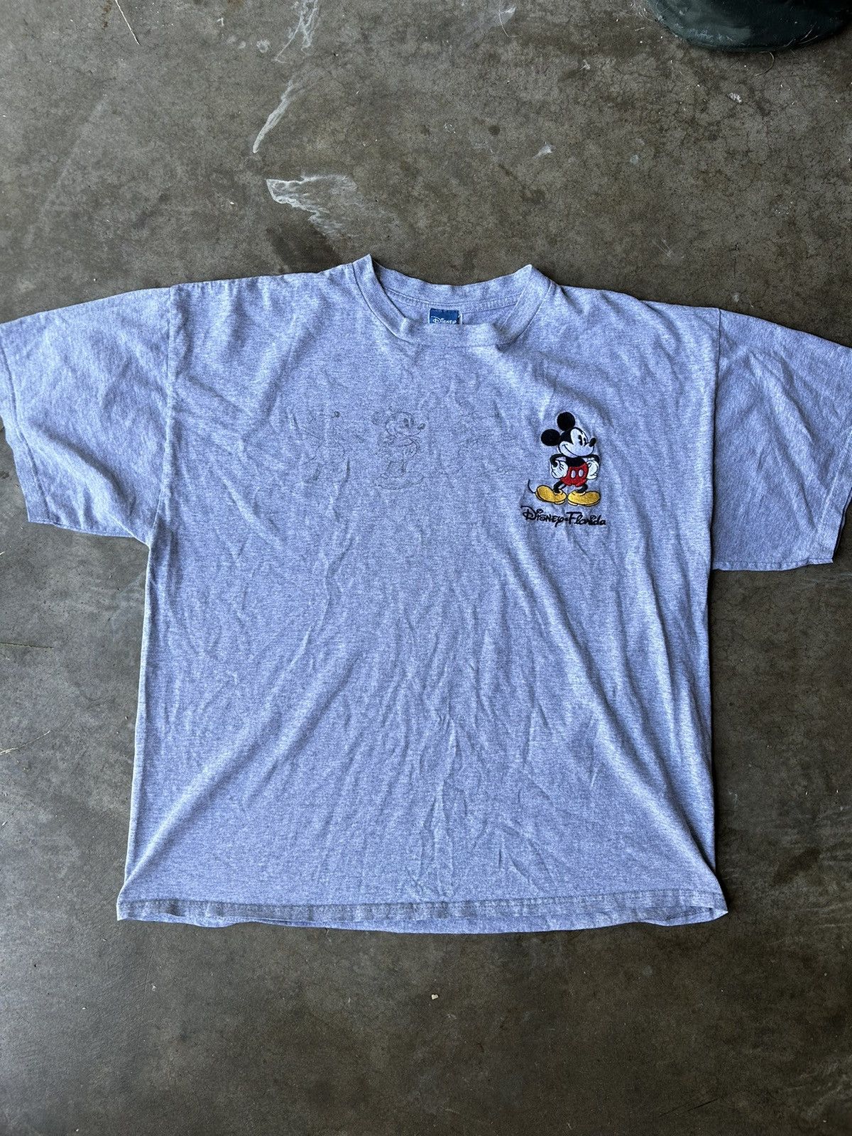 Disney × Vintage Vintage Y2K Disney Embroidered Mickey Mouse T Shirt Size XL Size US XL / EU 56 / 4 - 1 Thumbnail