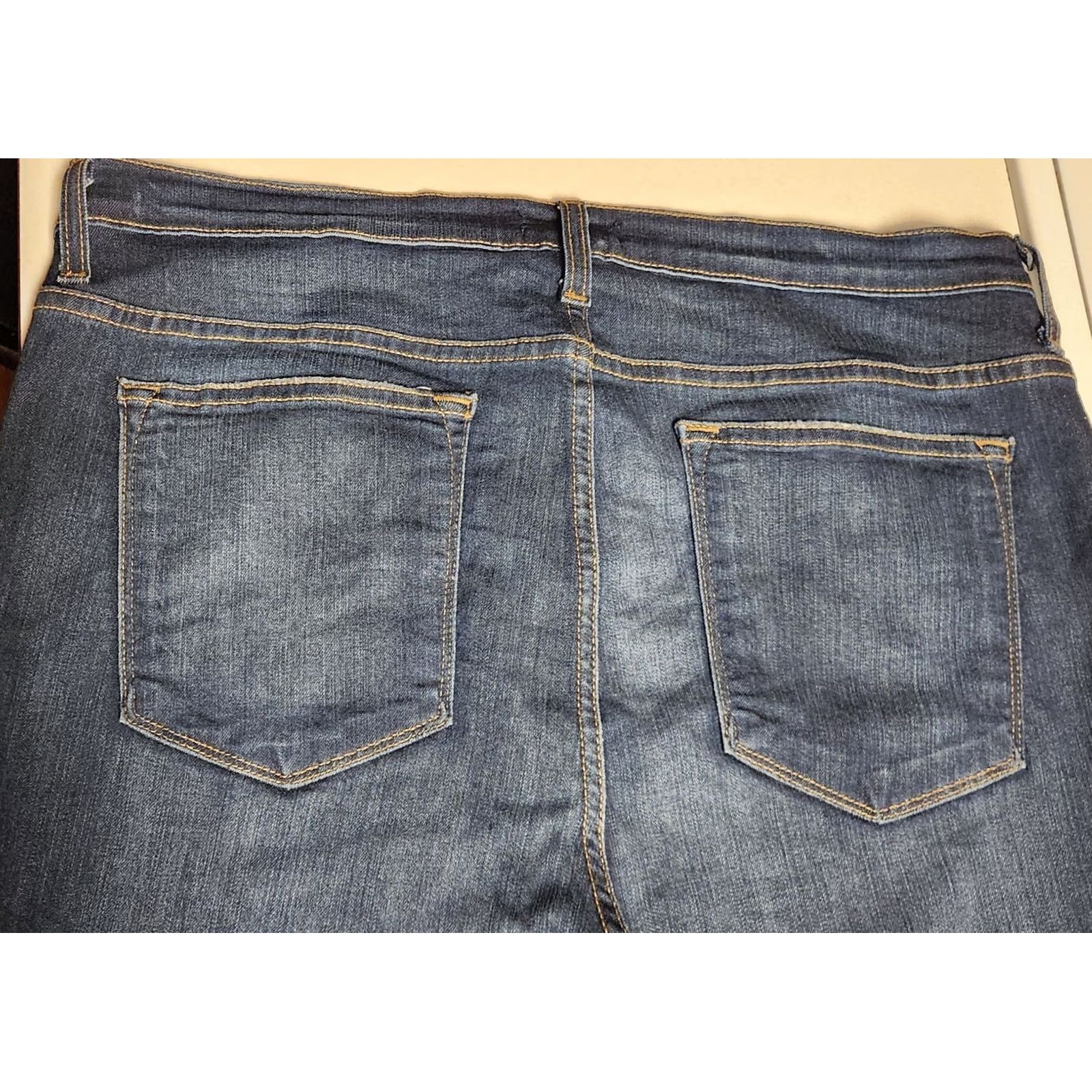 Vintage JUDY BLUE Jeans Women's 2XL 36x30 Dark Wash Denim Stretch High Rise 5-Pocket City Bohemian Vintage: No, 83103, Plus Size, Blue, Bagged Size 40" / US 18 - 5 Thumbnail