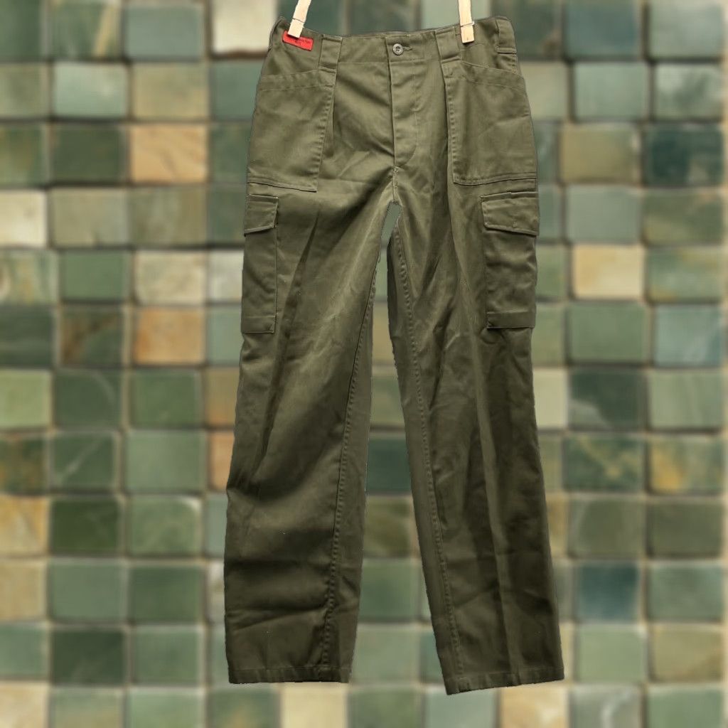 VINTAGE Military Cargo Pants Men’s 30x30 Cargo Pants / Military / Field Workwear / Green / 30 Inseam / Regular Fit