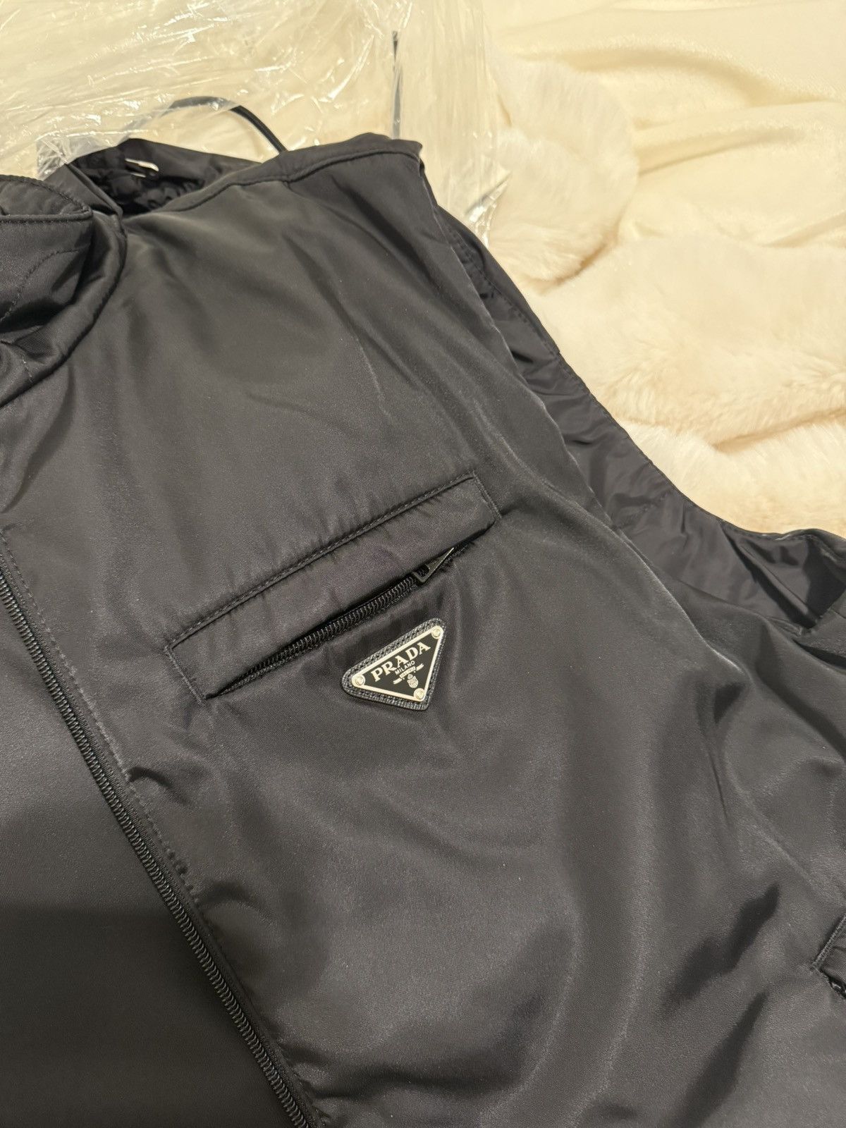 Prada Padded Nylon Gabardine Vest Size US L / EU 52-54 / 3 - 5 Thumbnail