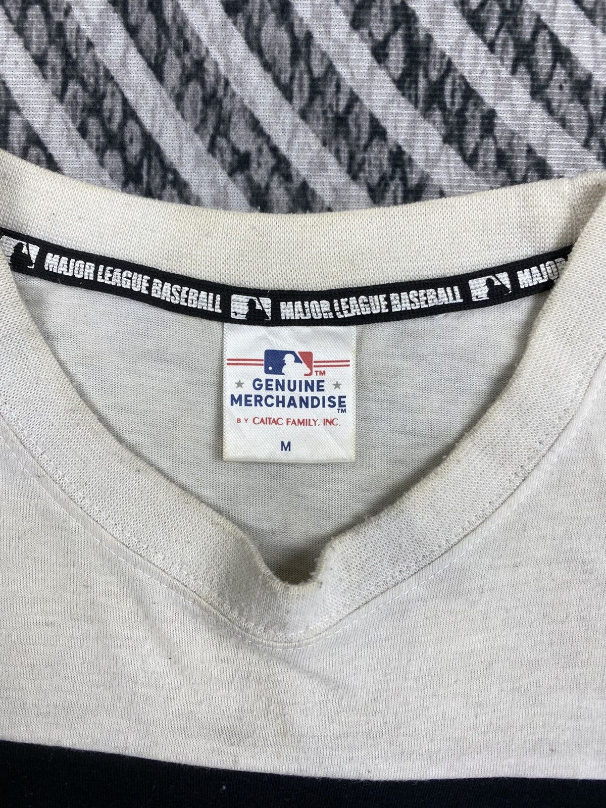 New York Yankees Vtg Yankees Big Logo Block Color Shortsleeve Shirt Size US M / EU 48-50 / 2 - 7 Thumbnail