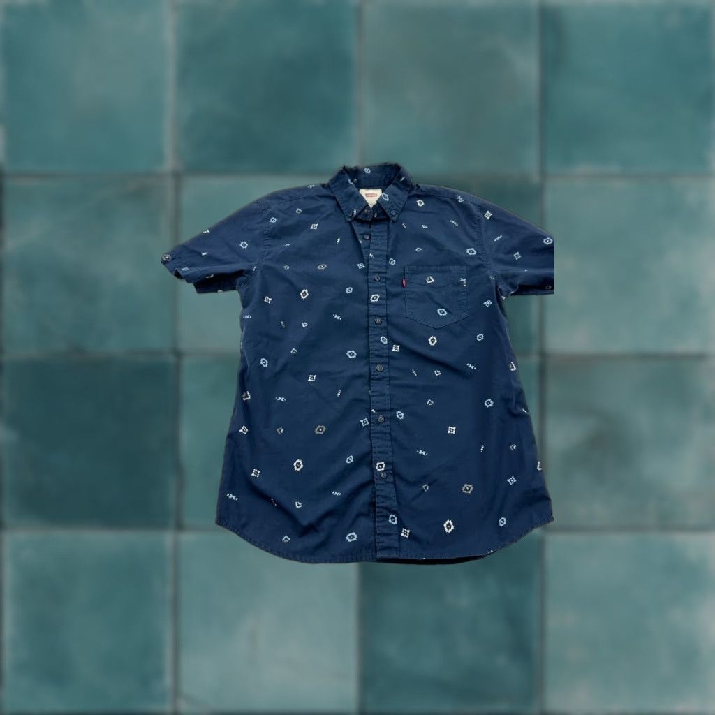 Levi's Levi's Button-Up Shirt Mens Small Blue Geometric Cotton Short Sleeve Casual Size US S / EU 44-46 / 1 - 1 Thumbnail