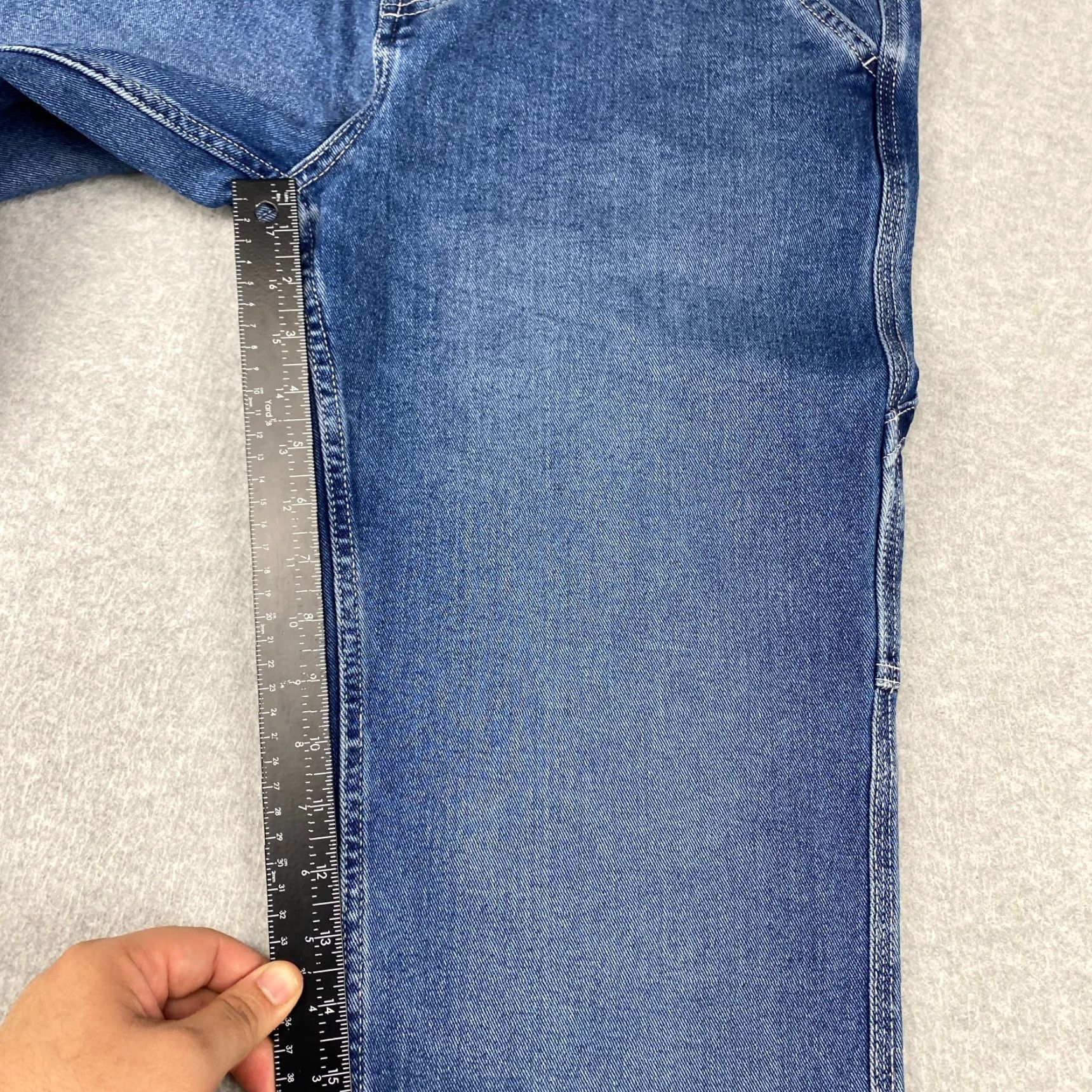 Essentials Amazon Jeans Mens 33X30 Blue Straight Leg Pockets Slimming Stretch 5-Pocket Design Regular Denim Size US 33 - 7 Thumbnail