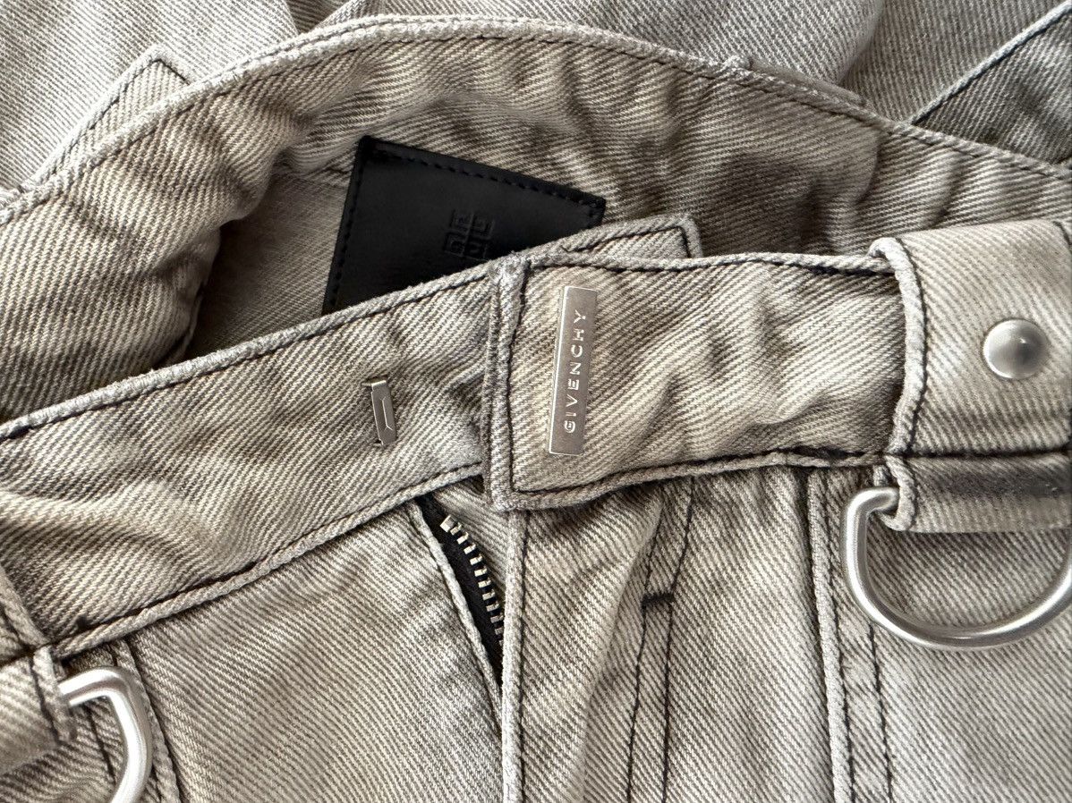 Givenchy Rare Givenchy convertible cargo jeans Size US 32 / EU 48 - 7 Thumbnail