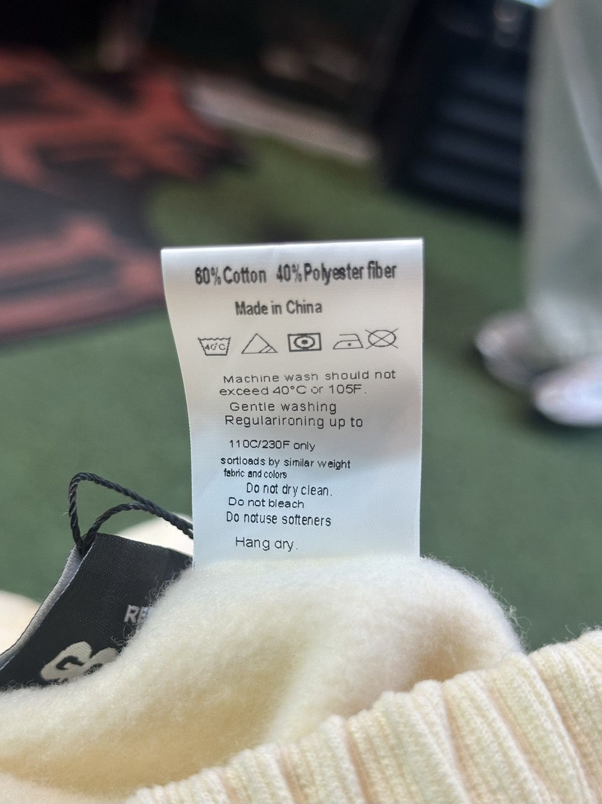 Other We are righteous “ cream risen king” x-small Size US 28 / EU 44 - 3 Thumbnail