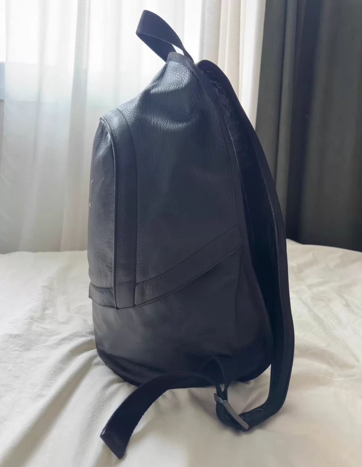 Maison Margiela Maison Margiela Calfskin Backpack Rare Texture Good Cap Size ONE SIZE - 4 Thumbnail