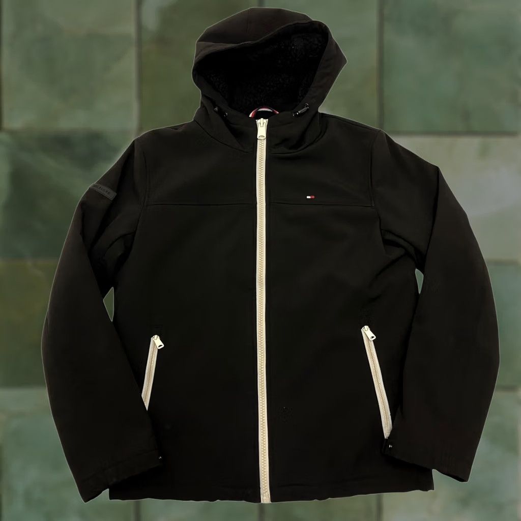 Tommy Hilfiger Tommy Hilfiger Jacket Mens Small Black Hooded Fleece Lined Full Zip Coat Size US S / EU 44-46 / 1 - 1 Thumbnail