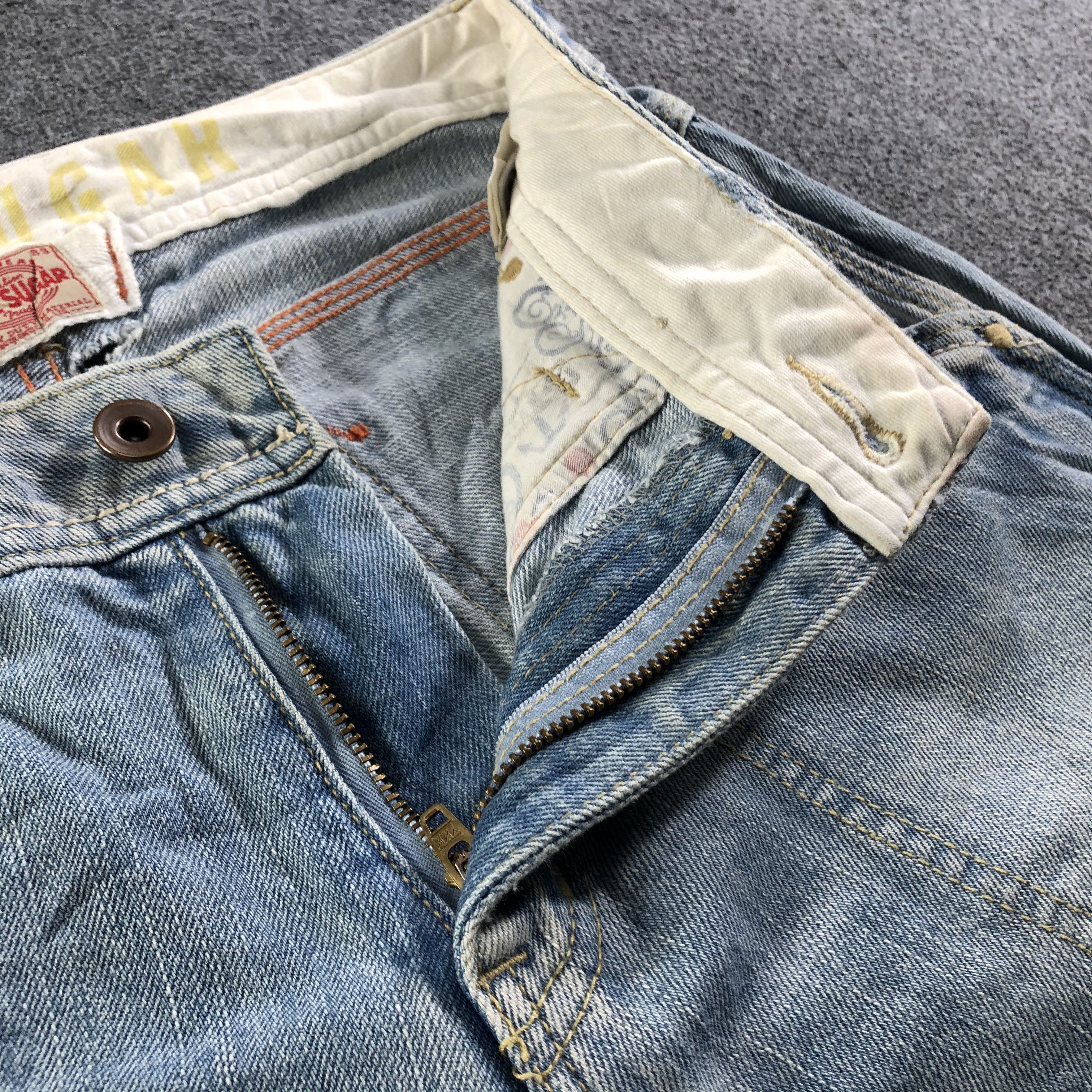 Japanese Brand Vintage Light Wash Cube Sugar Jeans-J3991 Size US 31 - 8 Thumbnail