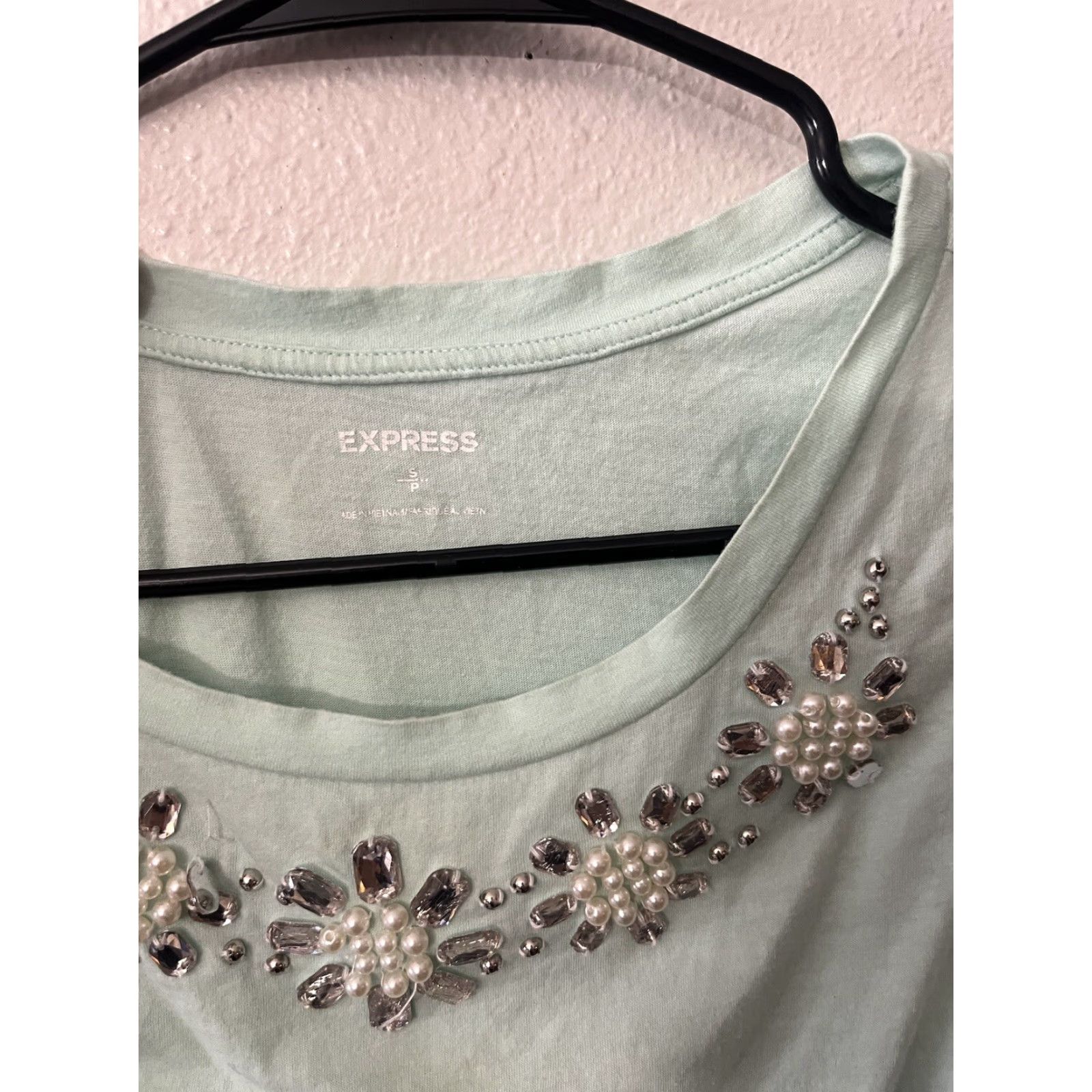 Express EXPRESS Tank Shirt Women Sleeveless Mint Green Rhinestones Size Small Sleeveless Casual Party/Travel 90s Womens Size S / US 4 / IT 40 - 2 Thumbnail