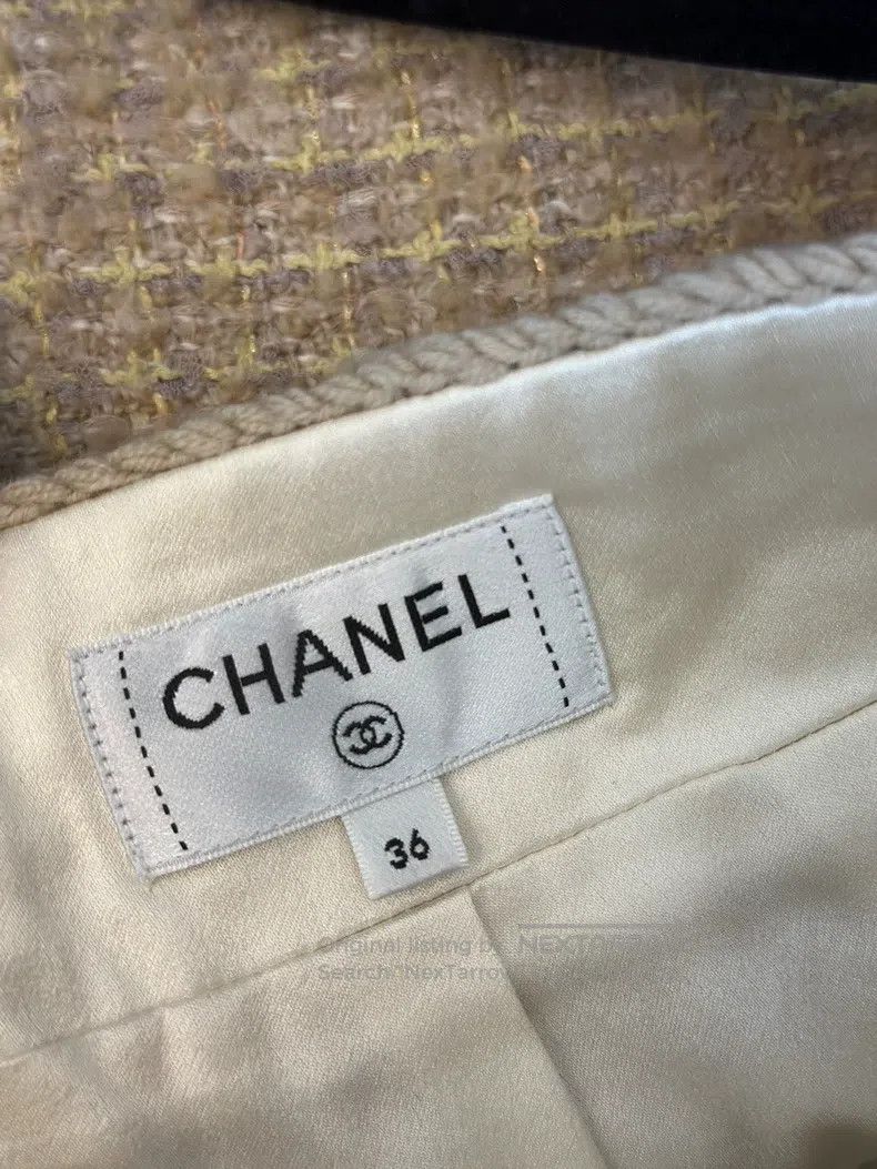 Chanel Chanel 24b skirt Size 24" / US 00 / IT 34 - 3 Thumbnail