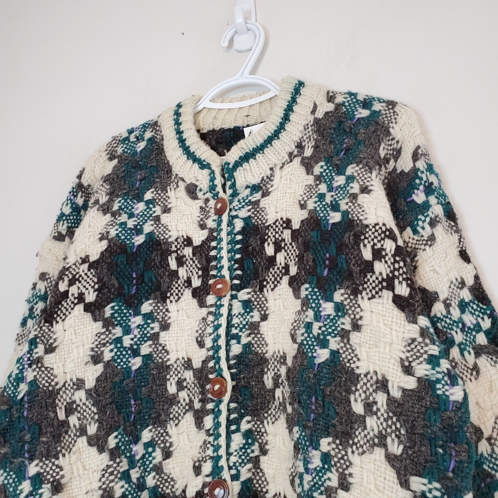 Vintage Vintage 90s Patterned Heavy Knit Cardigan Green Size L Size US L / EU 52-54 / 3 - 3 Thumbnail