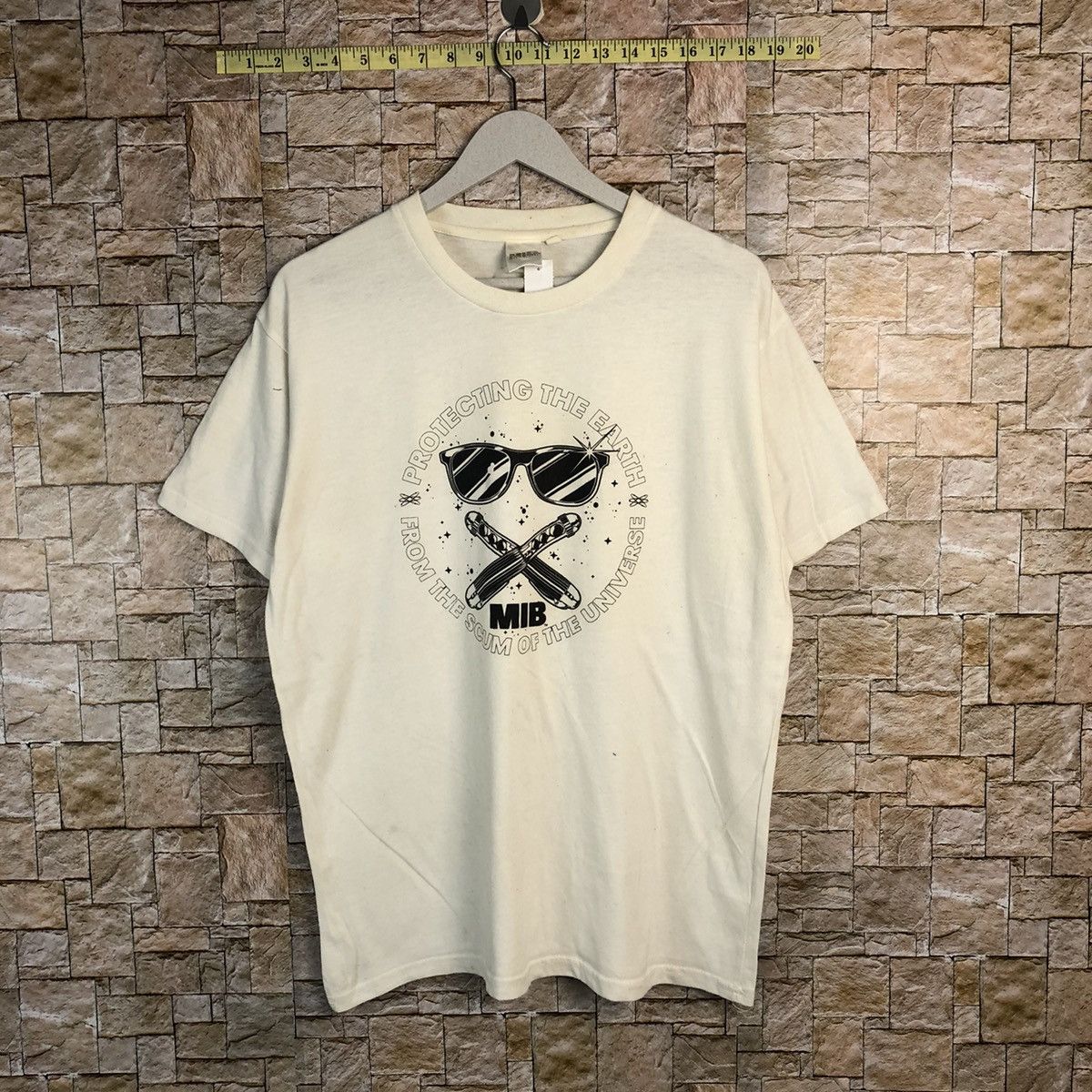 Vintage MIB men in black White T-Shirt #A244 Size US L / EU 52-54 / 3 - 1 Thumbnail