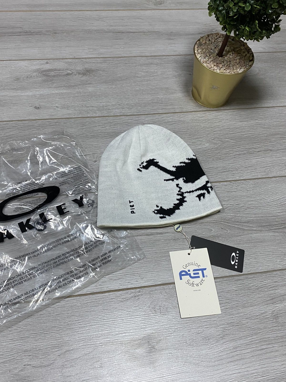 Piet Oakley Skull Beanie Oakley X PIET Big Skull Logo Hat