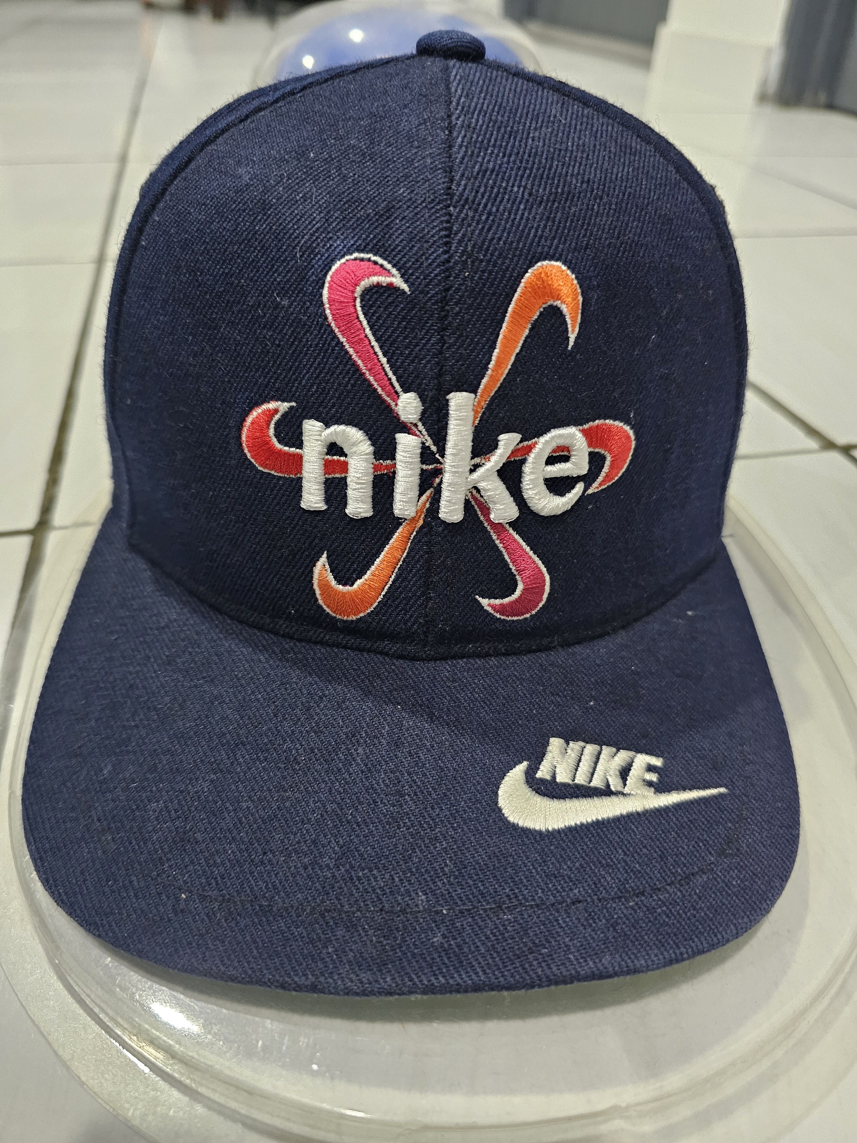 Nike Vintage 80's / 90's Nike "Pinwheel" logo Size ONE SIZE - 1 Thumbnail