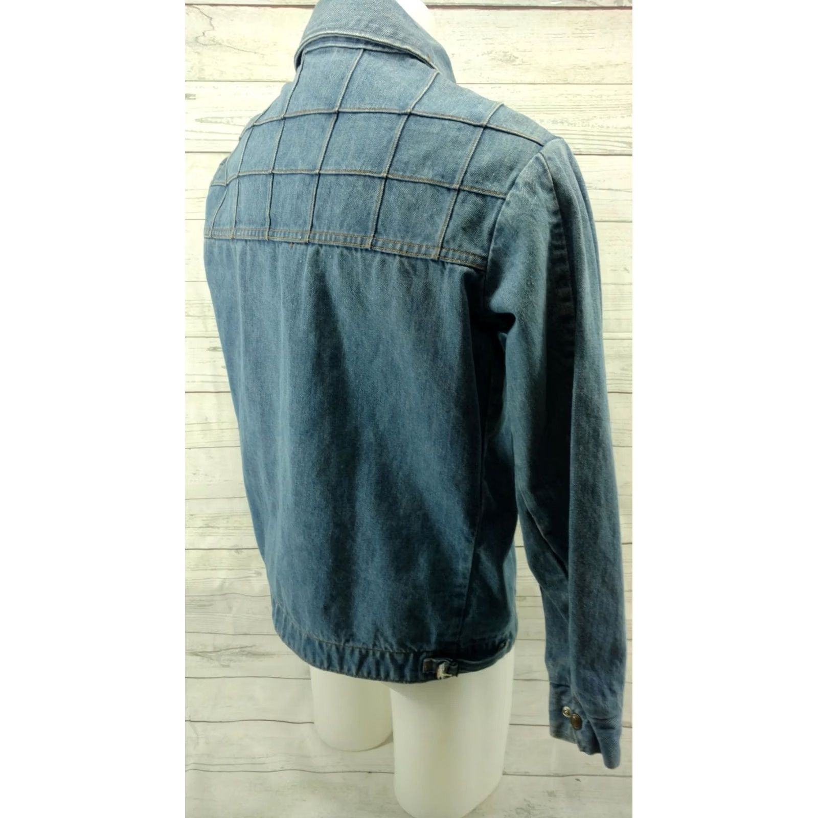 Vintage VINTAGE Challenger Jeans Jacket Mens 42 Jean Jacket Blue Button Closure Jacket 42 Mens Preschool? Size US 42 / EU 58 - 5 Thumbnail