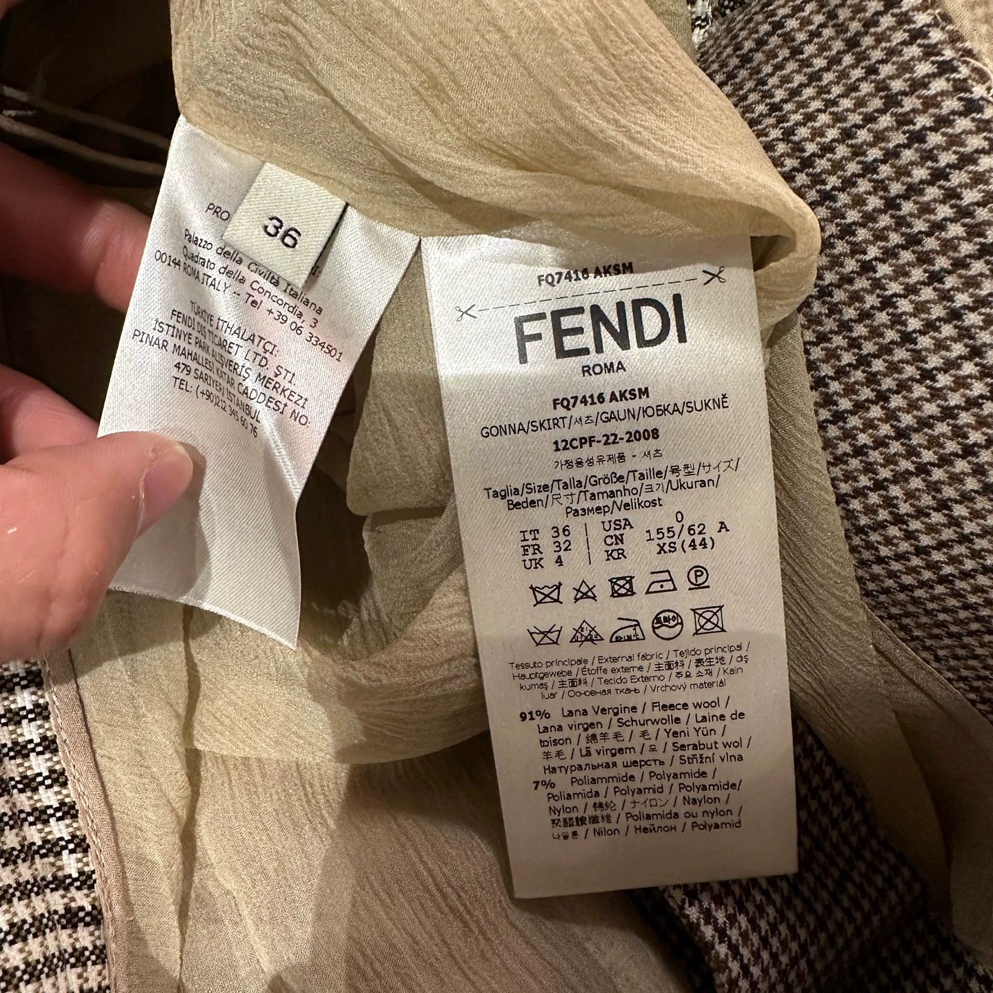 Fendi Fendi feb496 paneled ruffled houndstooth wool skirt 36 Size 25" / US 0 / IT 36 - 4 Thumbnail