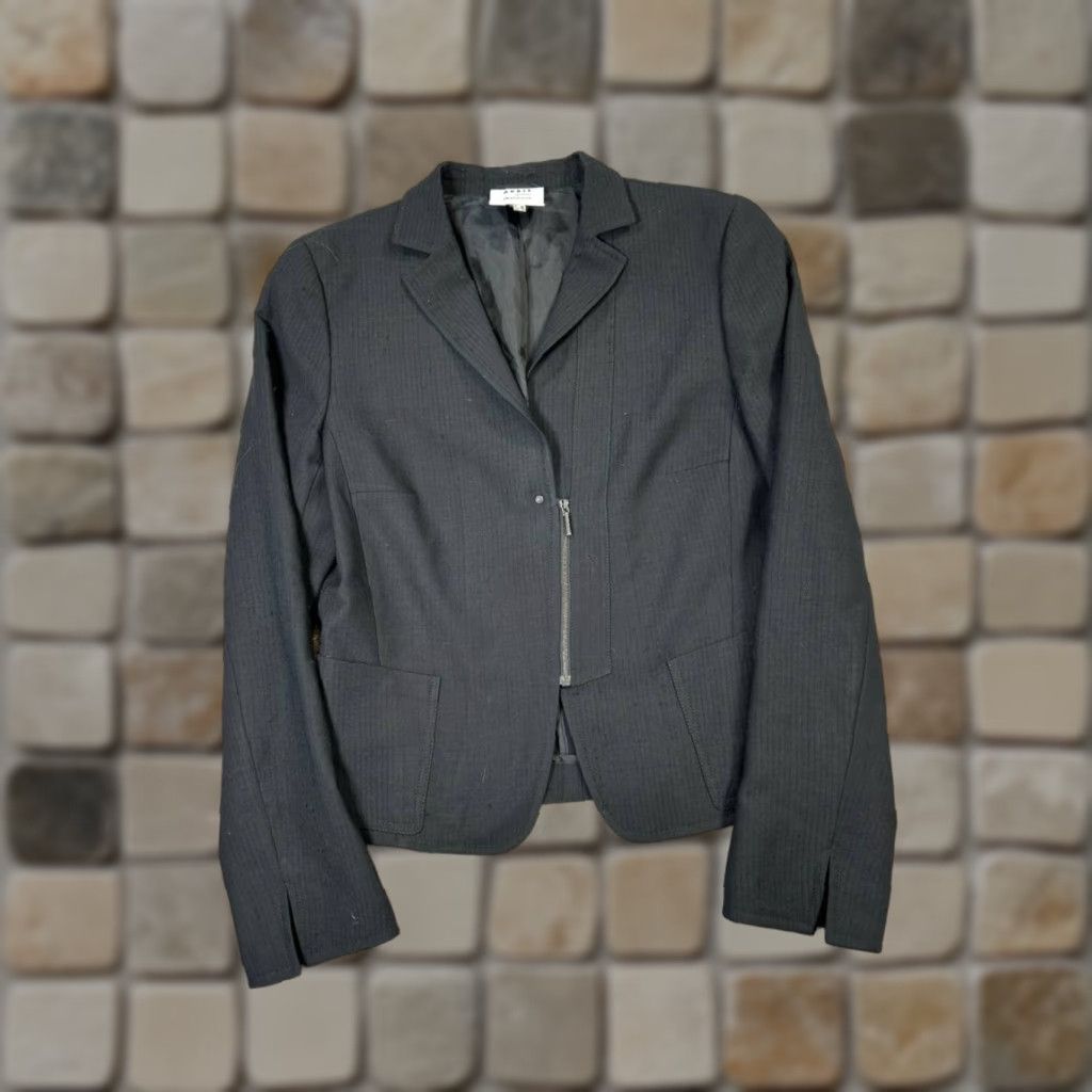 Akris VINTAGE Akris Women's Blazer Jacket Short Wool Black Business 8 Fall Winter Womens Size M / US 6-8 / IT 42-44 - 1 Thumbnail