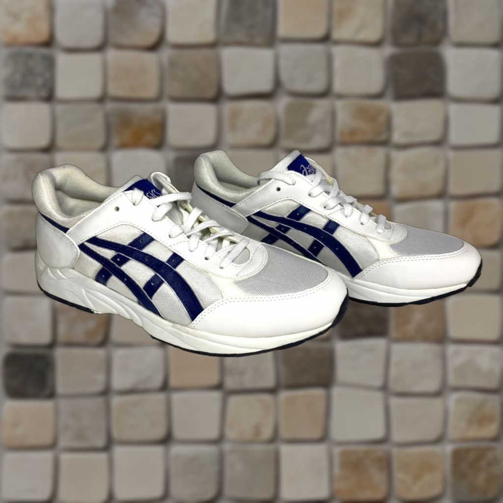 Asics NOS ASICS Gel TN690 Run 1 White Navy Sneaker Mens 10 90s Vintage Shoes Gel TN690 Run Size US 10 / EU 43 - 1 Thumbnail