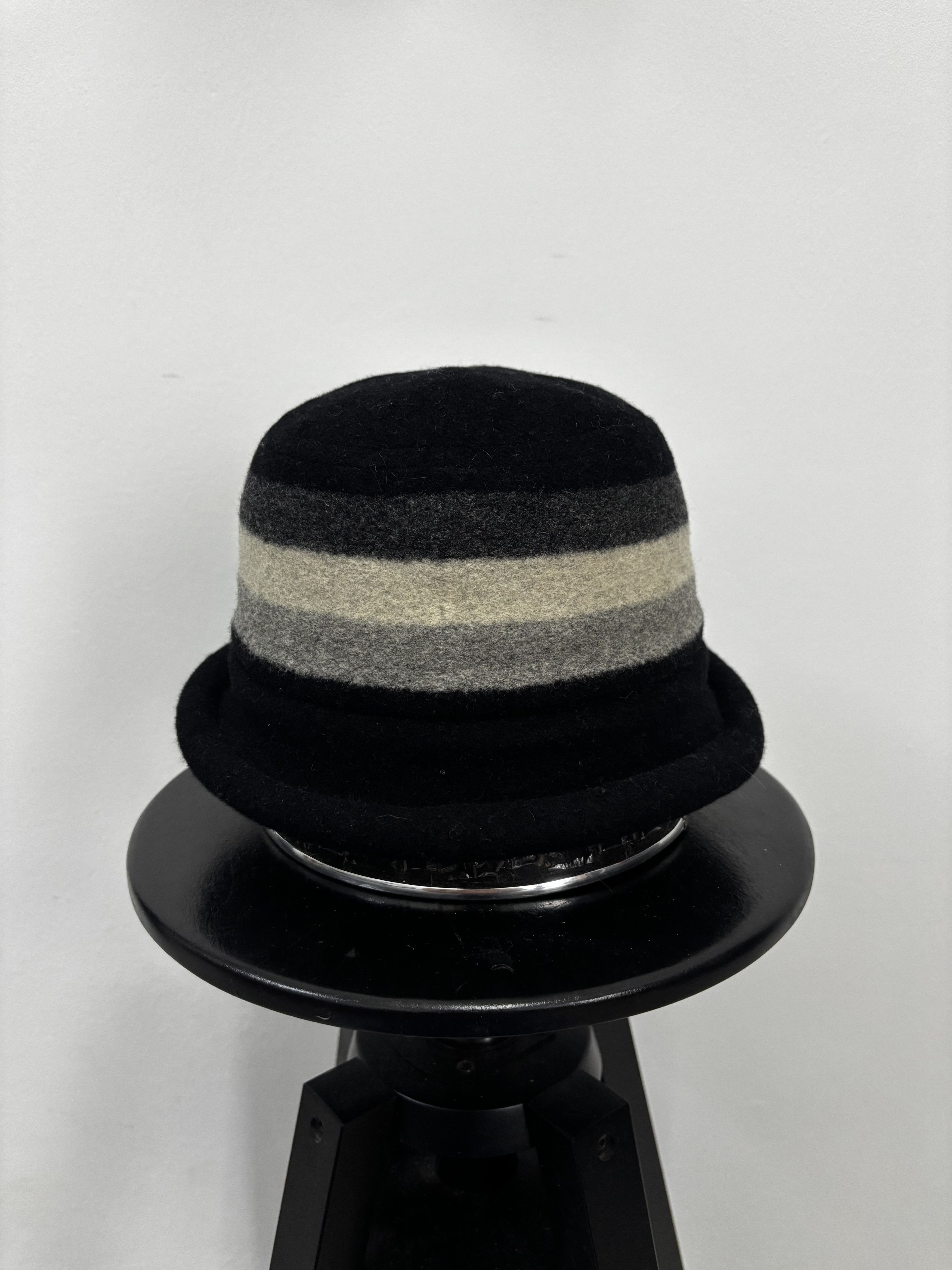 Givenchy Vintage Givenchy Chapeaux Bucket Hat Cap Size ONE SIZE - 2 Thumbnail
