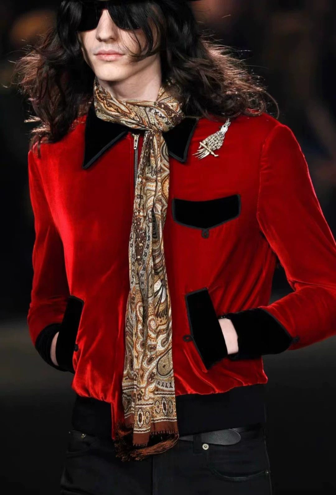 Saint Laurent Paris Saint Laurent SLP 16FW Runway Red Velvet Court Jkt Size US M / EU 48-50 / 2 - 9 Thumbnail