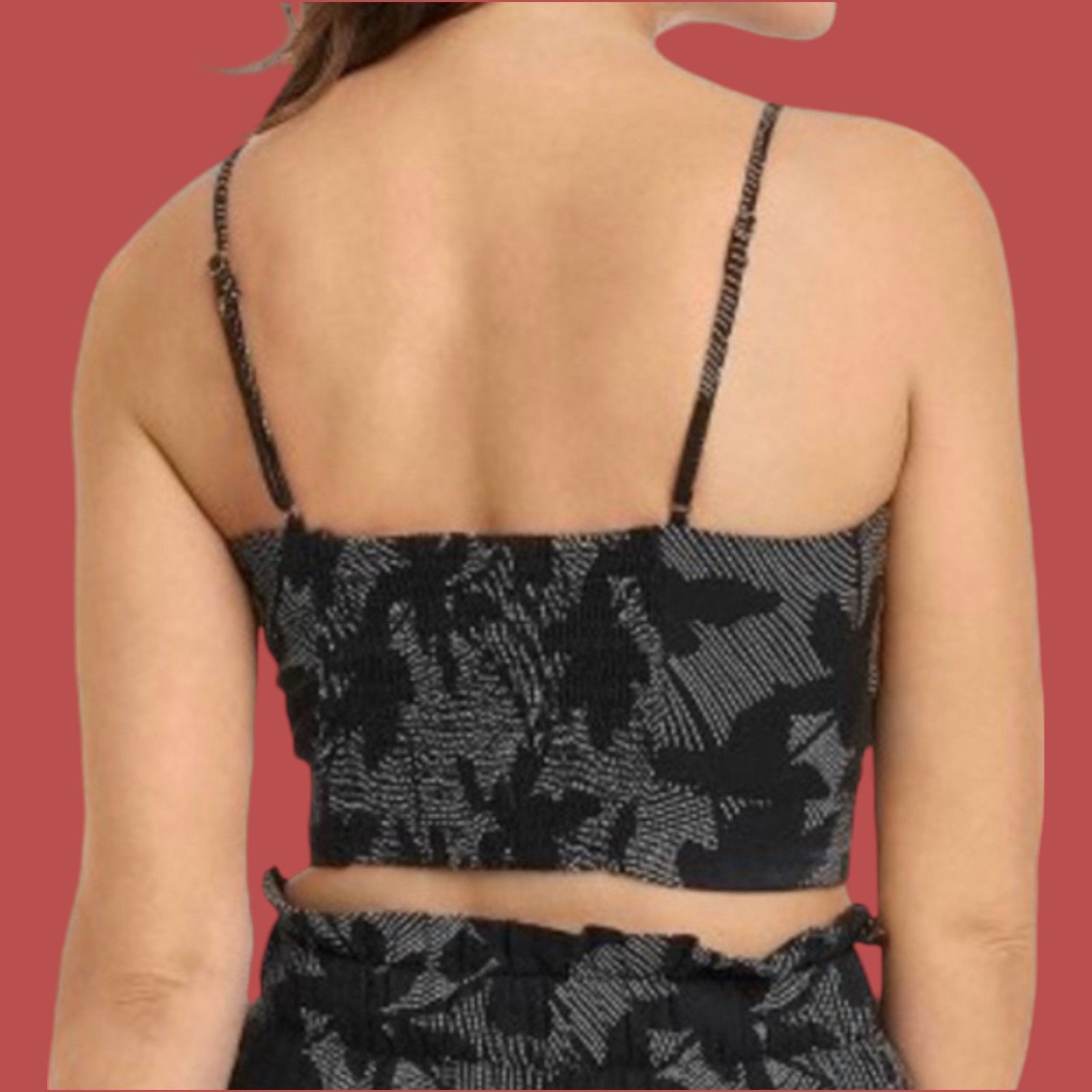 Other Universal Thread - Women's Strappy Crop Top - Black - Extra Size XL / US 12-14 / IT 48-50 - 2 Thumbnail