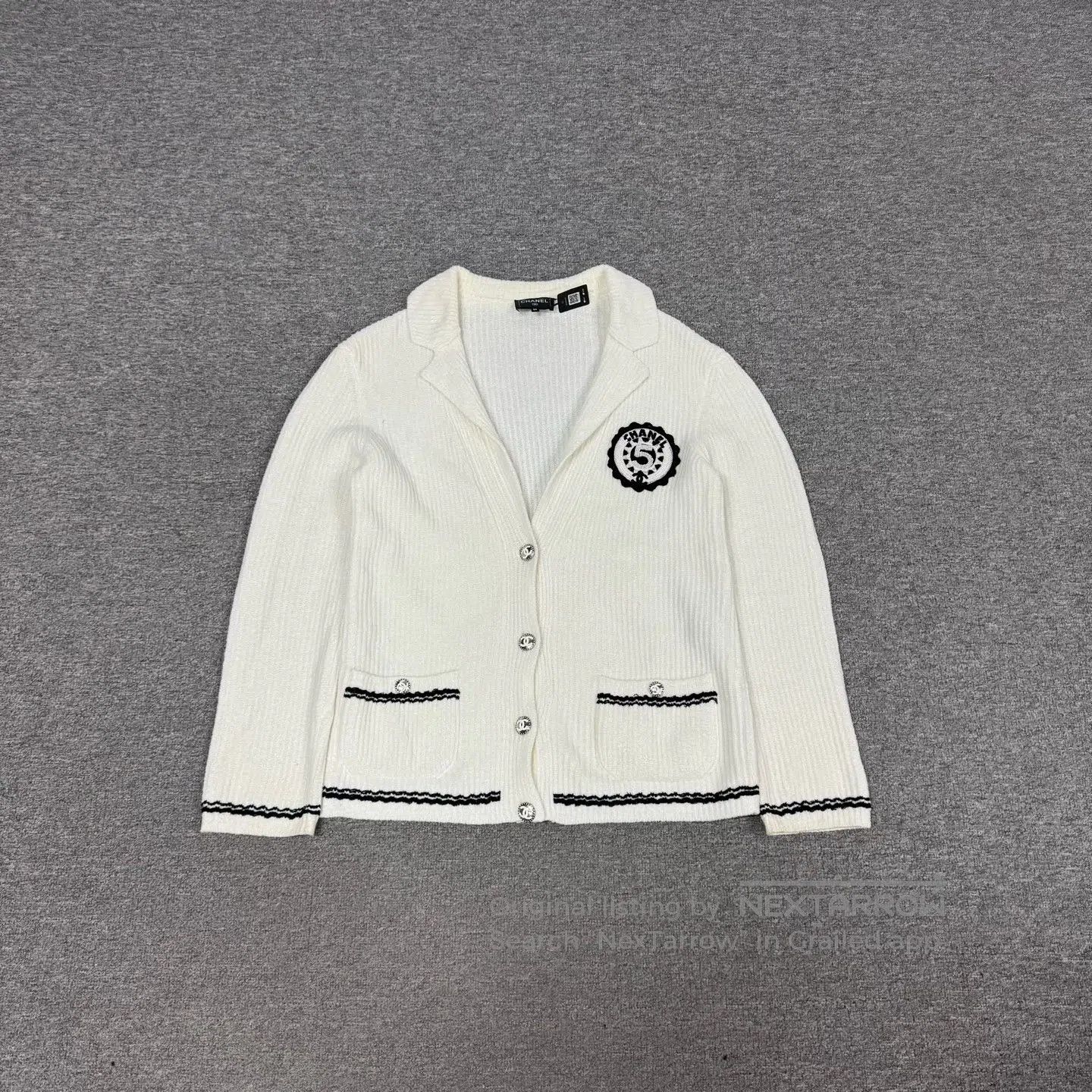 Chanel Chanel size 34 Digital number 5 logo, bead and sequin patte Size S / US 4 / IT 40 - 2 Thumbnail