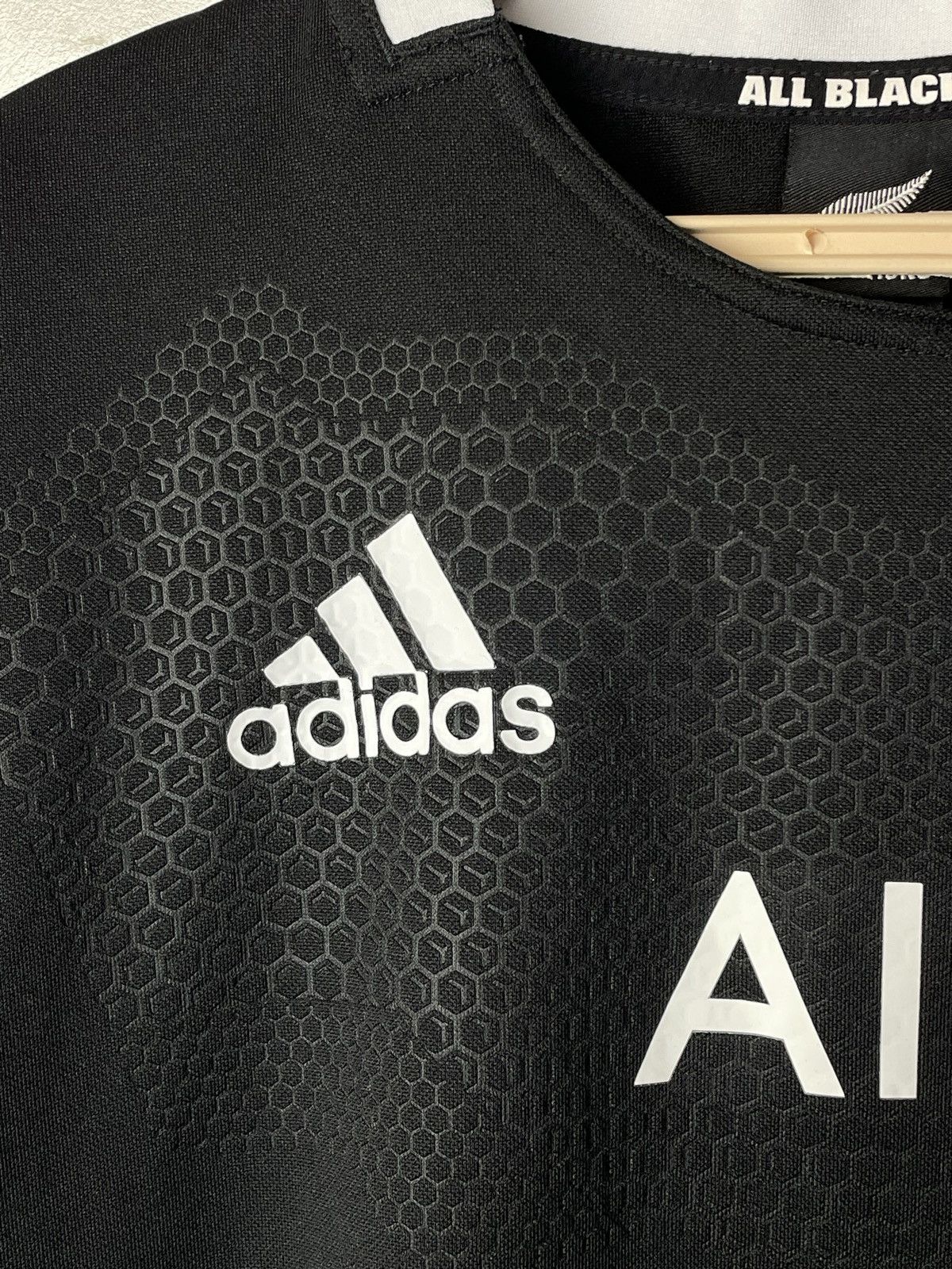 Adidas All Blacks New Zealand 2018 2019 rugby home shirt Adidas Size US L / EU 52-54 / 3 - 3 Thumbnail