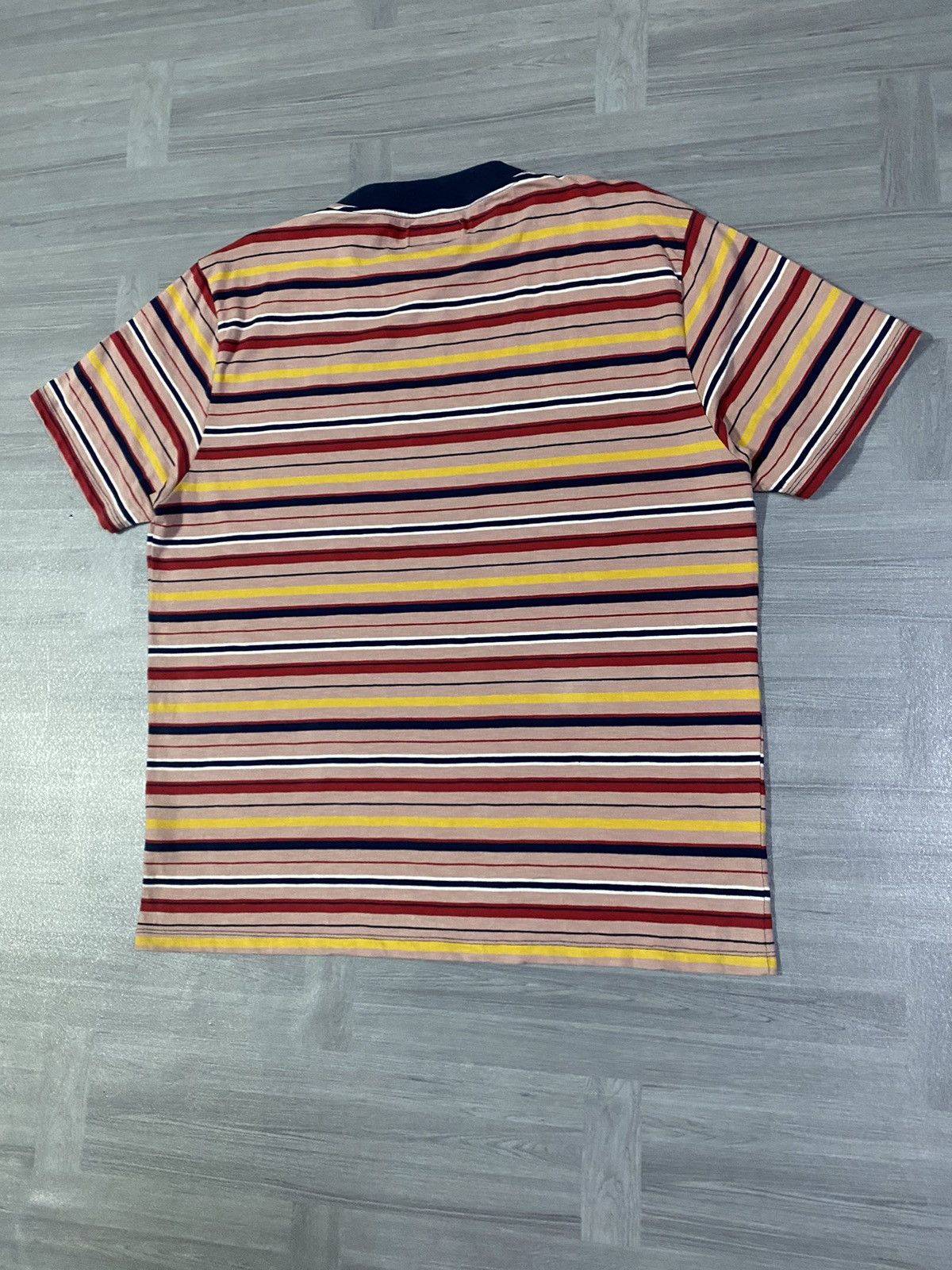Guess Vintage Guess Los Angeles Striped Knit T-shirt Size US L / EU 52-54 / 3 - 14 Thumbnail