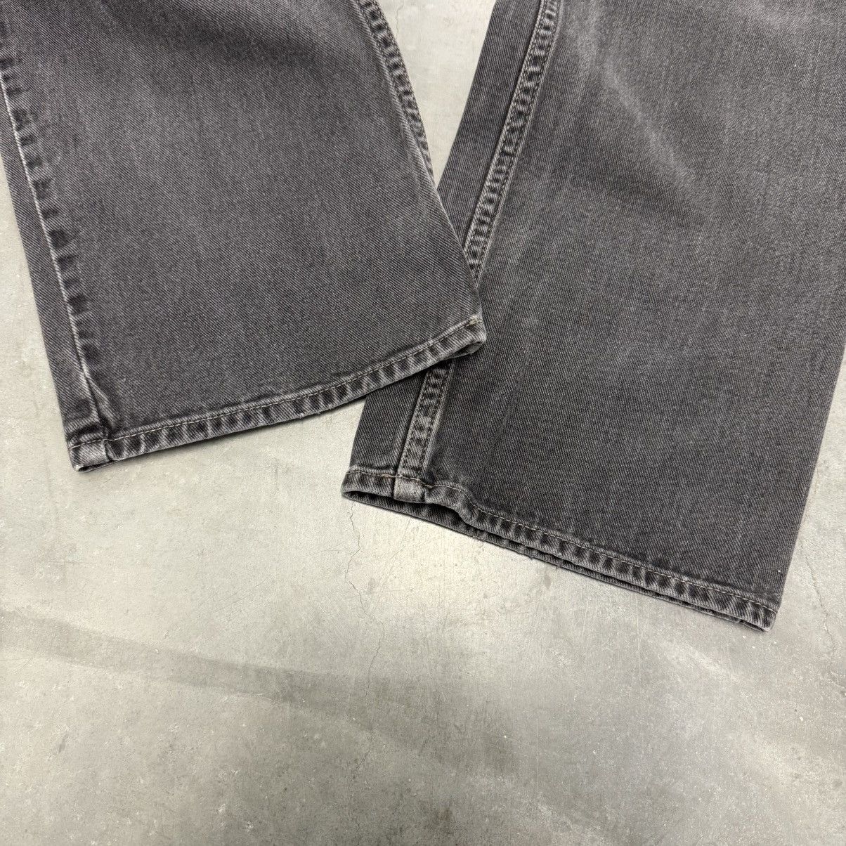 Tommy Hilfiger × Vintage Crazy Vintage Y2K Baggy Wide Leg Faded Black Tommy Jeans Size US 33 - 10 Thumbnail