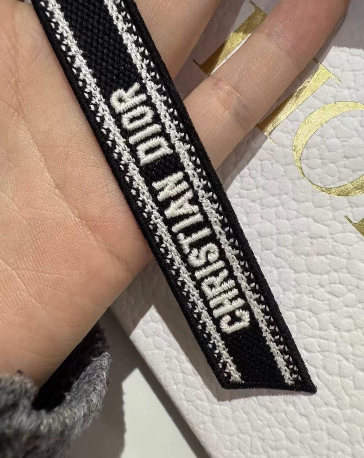 Dior Authentic Dior hair clip from official boutique Size ONE SIZE - 4 Thumbnail