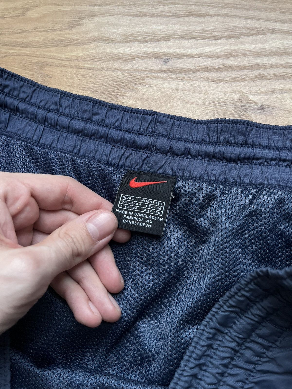 Nike 90’s NIKE RETRO BAGGY TRACK PANTS SWOOSH LOGO Y2K RARE Size US 34 / EU 50 - 3 Thumbnail