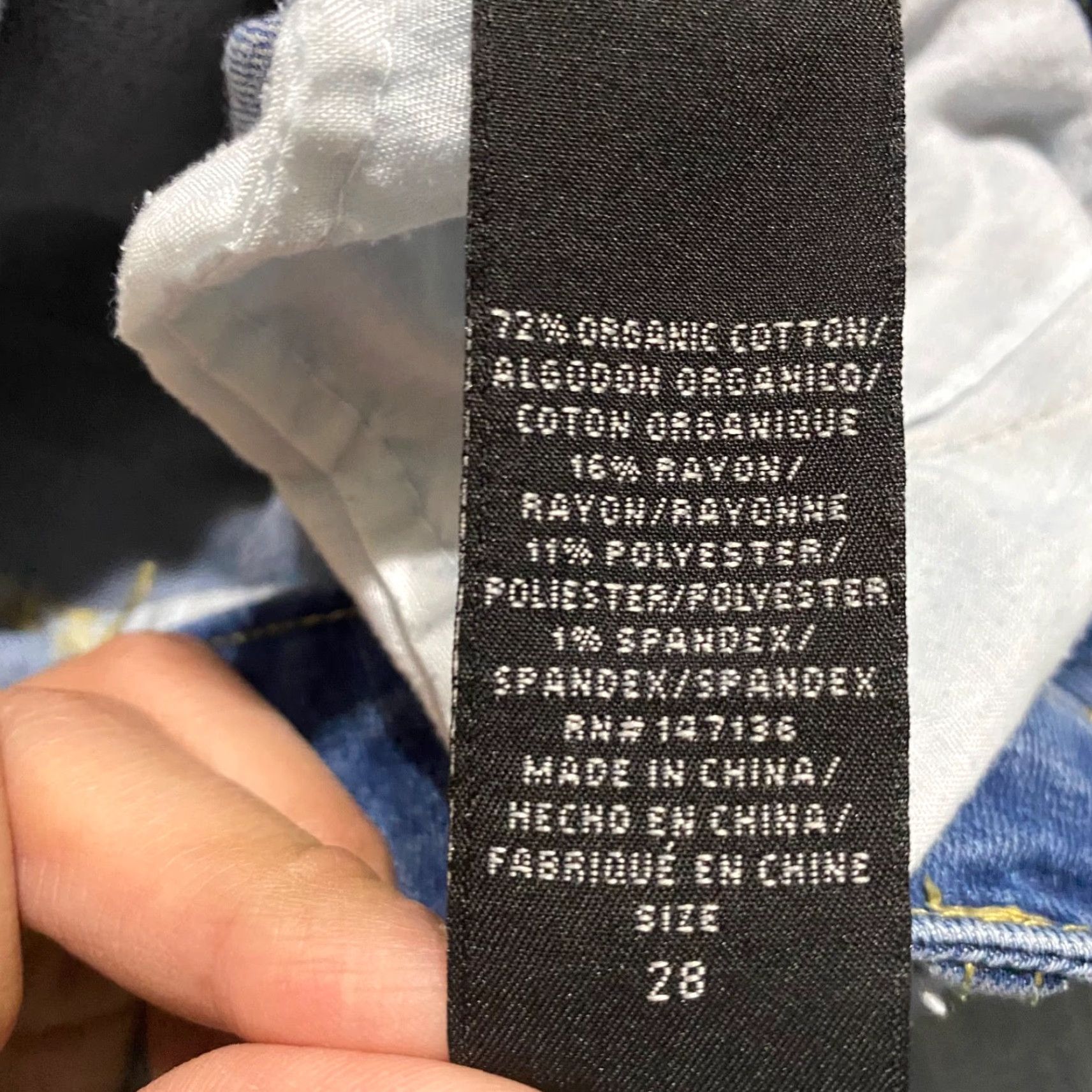 Vintage 1822 Denim Jeans Blue Medium Wash 28 Slim Skinny Mid Rise Women Regular Size 1822 Denim Womens Jeans Blue Medium Wash 28- Inseam 27 in Size 28" / US 6 / IT 42 - 4 Thumbnail
