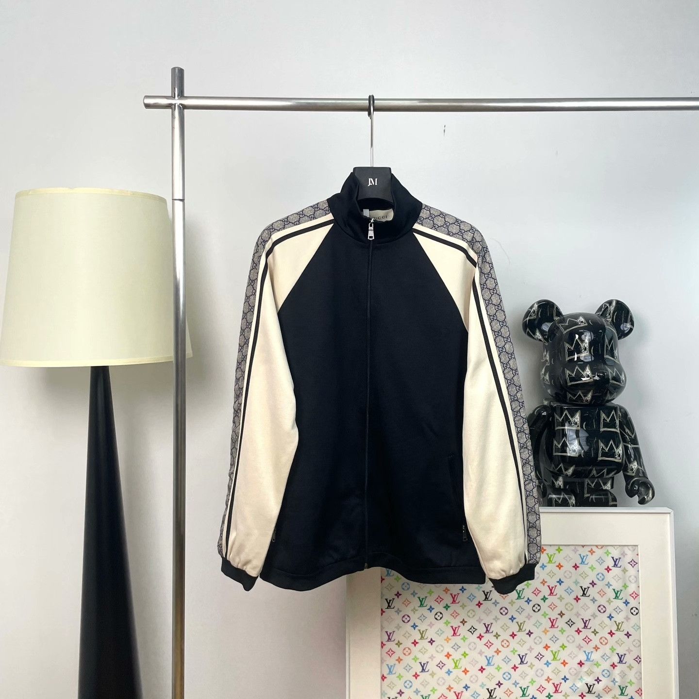Gucci Gucci Retro Light Jacket l Men Size US L / EU 52-54 / 3 - 1 Thumbnail