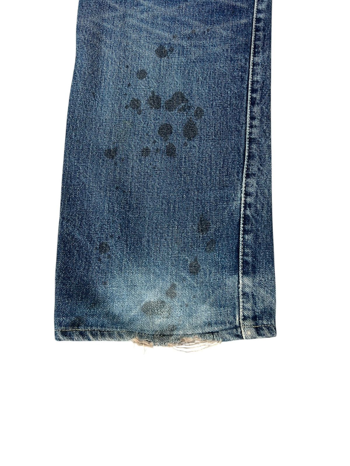 Levi's Vintage Clothing VTG 2002 Levi’s LVC Distress Denim Selvedge Jeans Trashed Size US 32 / EU 48 - 19 Thumbnail