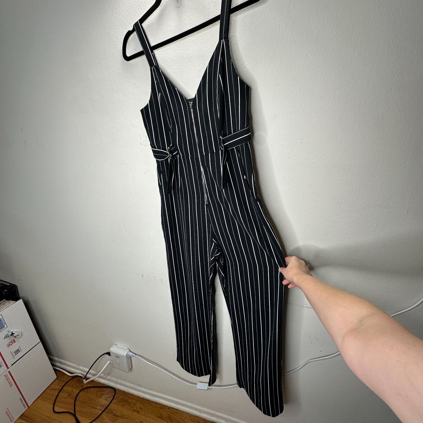 Other Dance & Marvel Pinstripe Cinched Wide Leg Front Zip Jumpsuit Size 27" / US 4 / IT 40 - 4 Thumbnail