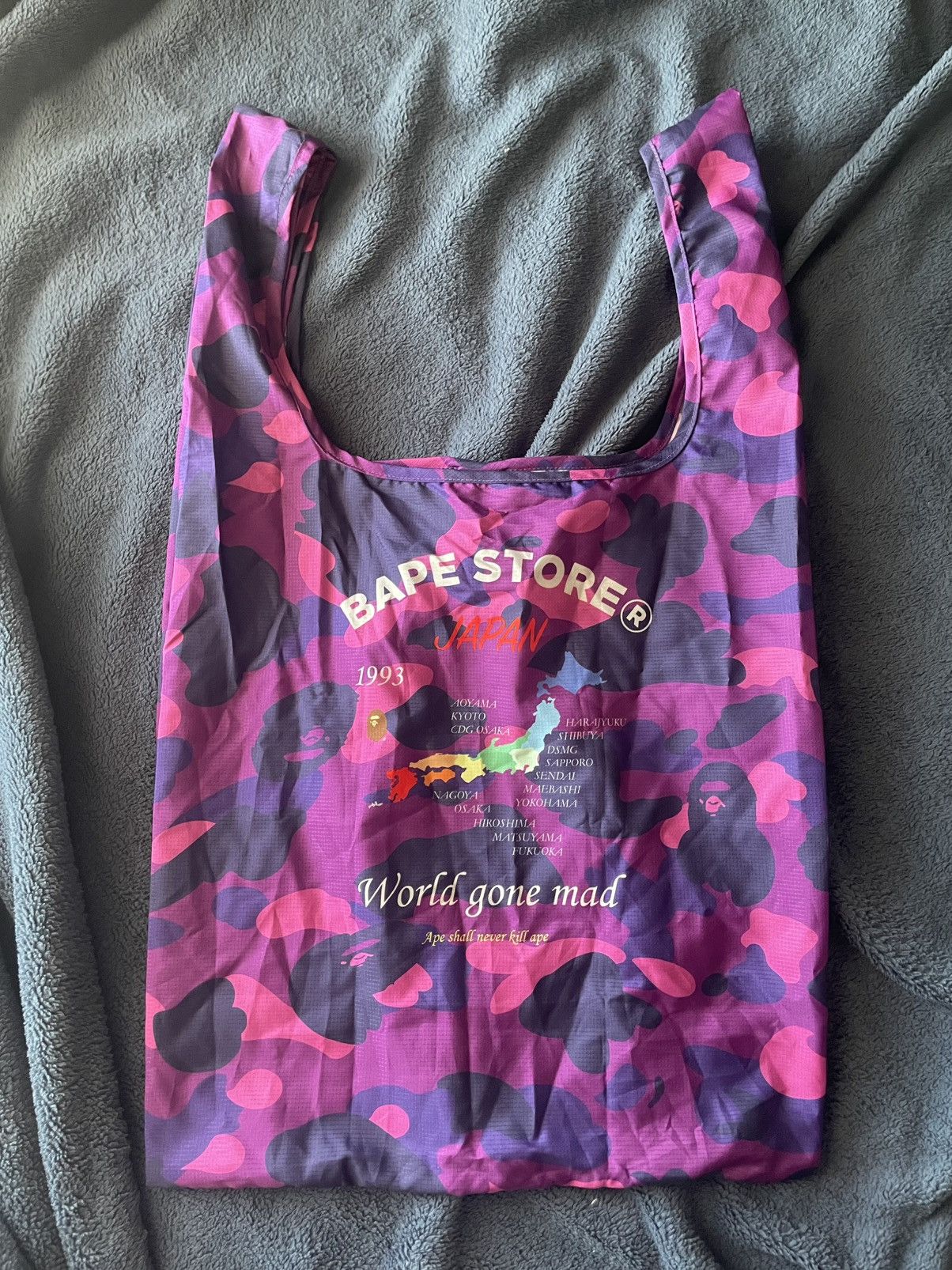 Bape BAPE Purple 1st Camo Shopping Bag Size ONE SIZE - 4 Thumbnail