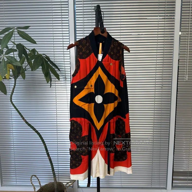 Louis Vuitton Louis Vuitton Presbyopic one-piece dress Size XXS / US 00 / IT 34 - 1 Thumbnail