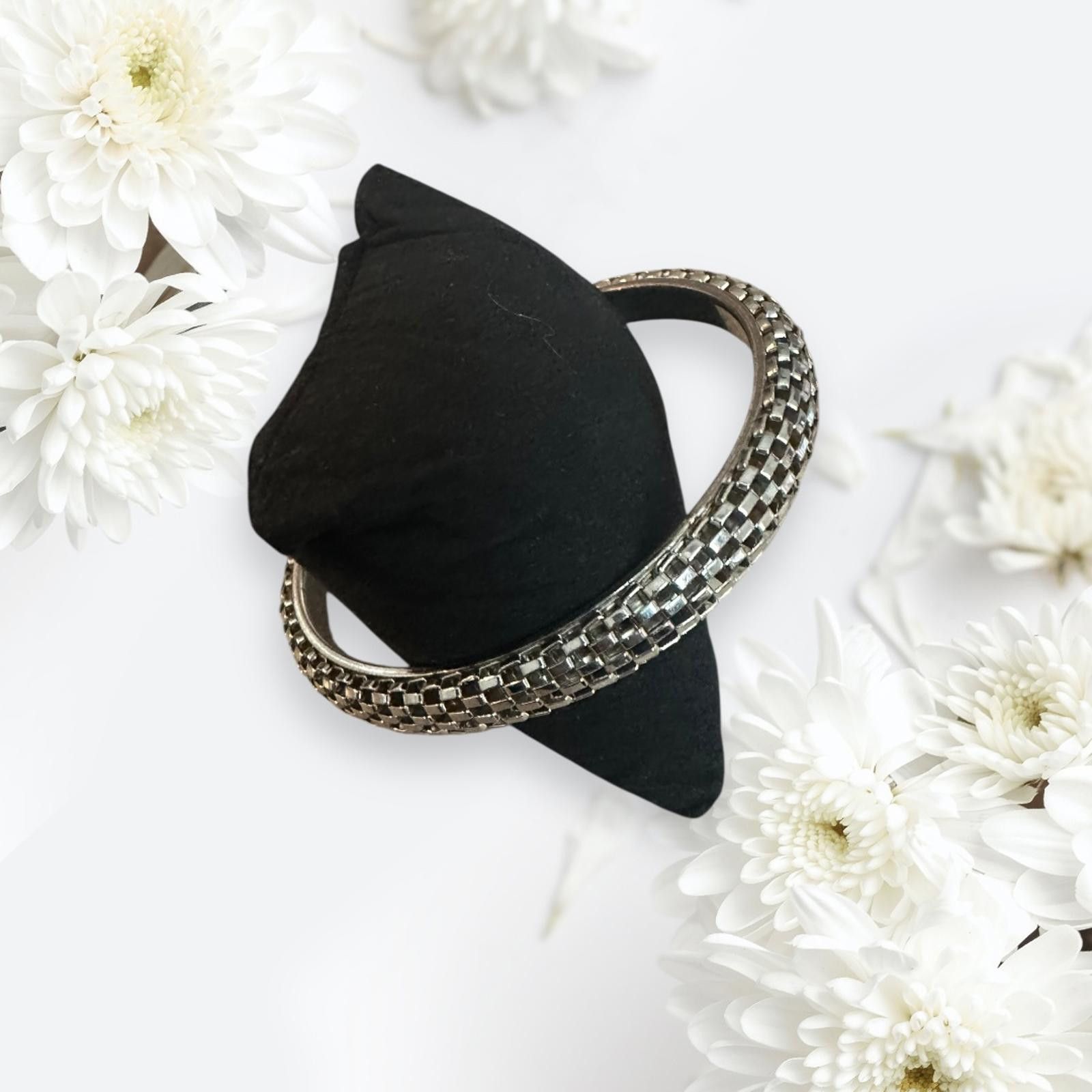 The Unbranded Brand Silver Tone Checkered Bracelet • Geometric Pattern Size ONE SIZE - 3 Thumbnail