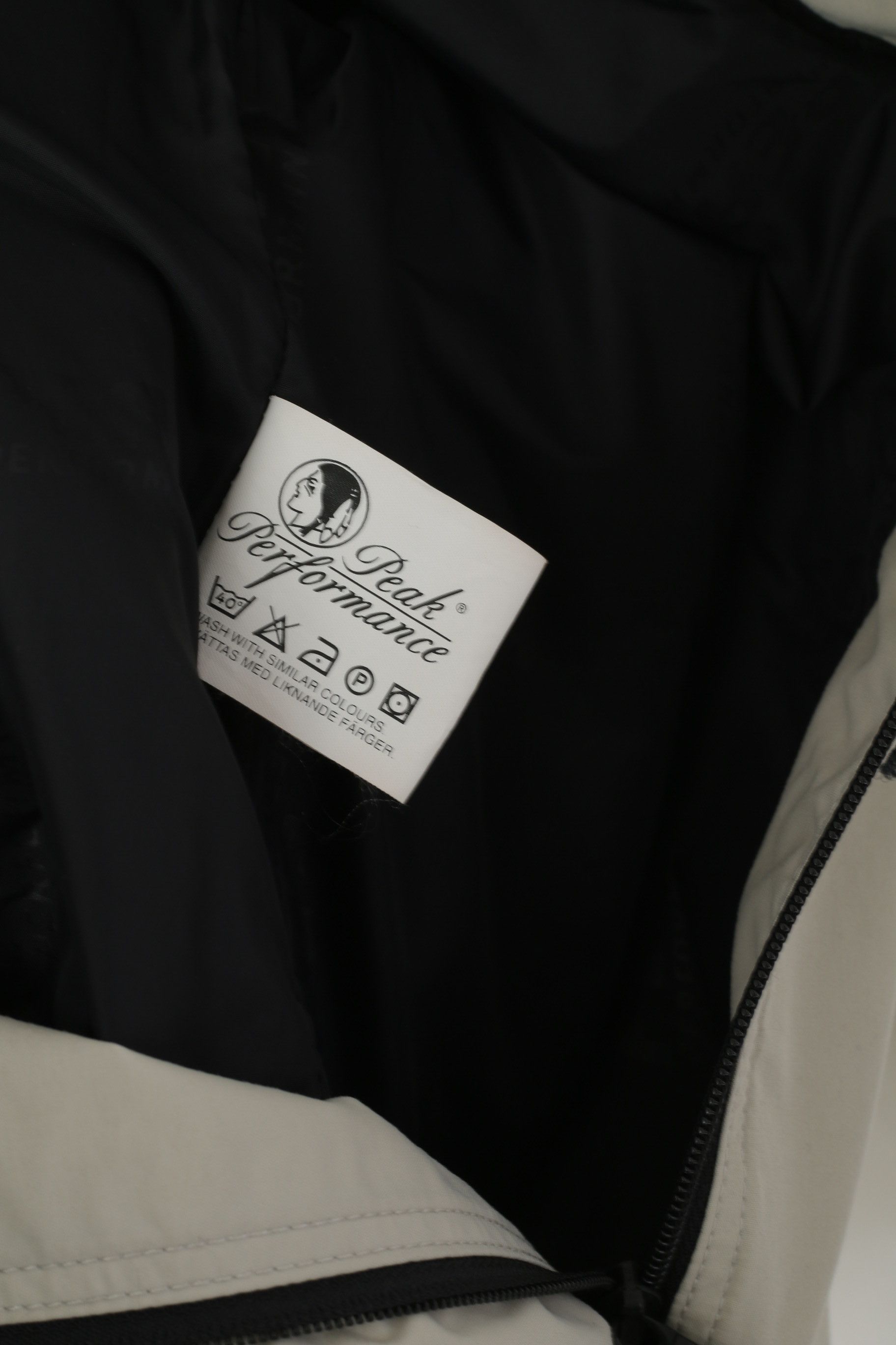 Peak Performance Peak Performance Women M Jacket Beige Gore-Tex 7379 Size M / US 6-8 / IT 42-44 - 5 Thumbnail