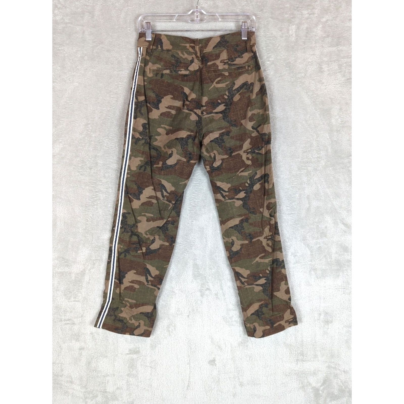 Abercrombie & Fitch Abercrombie & Fitch Annie High Rise Ankle Straight Camo Pants 26/2R Womens Regular Size 2 Green Camouflage Casual All Seasons Size 26" / US 2 / IT 38 - 7 Thumbnail