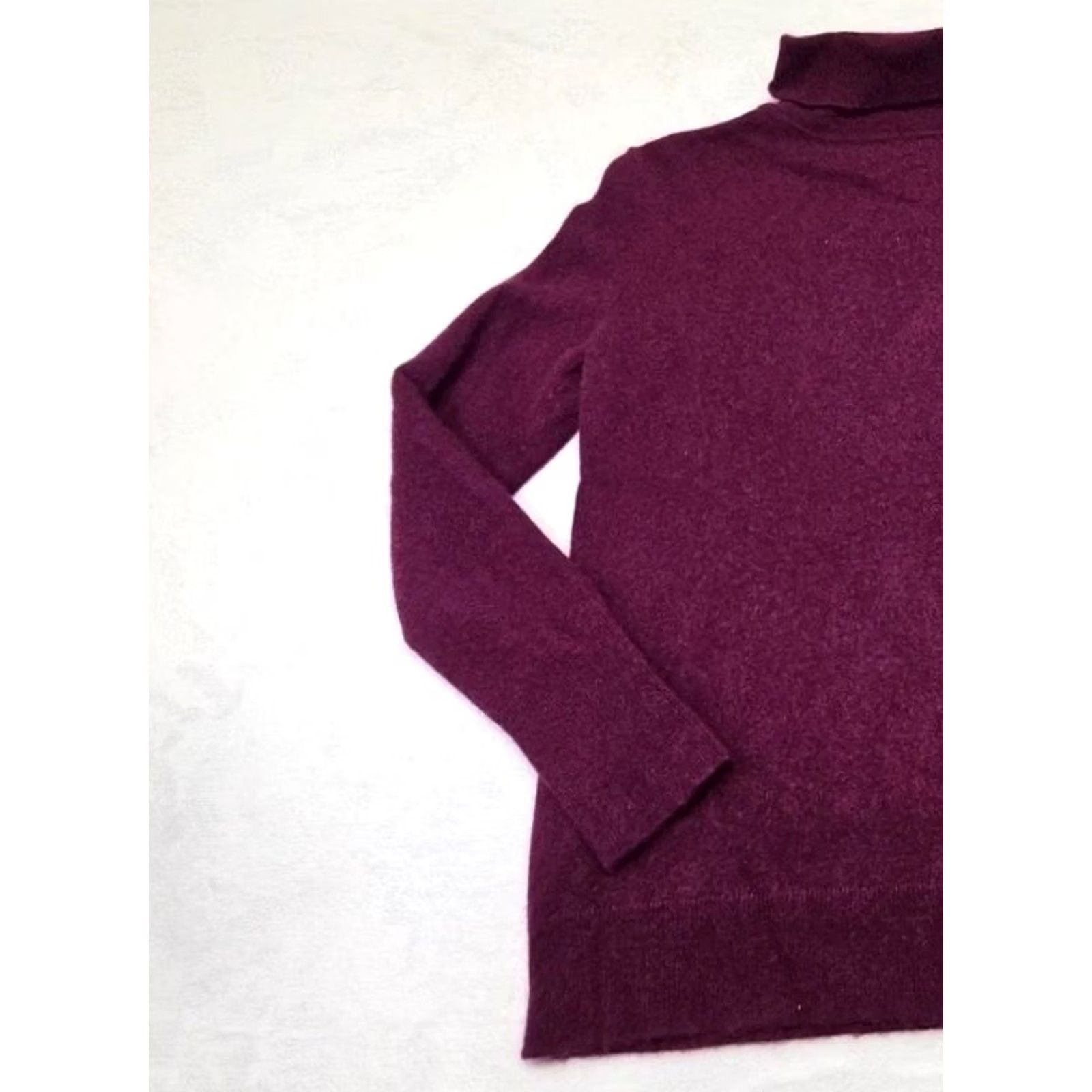 Apt. 9 Apt. 9 100% Cashmere Turtleneck Sweater Womens Plum Purple Solid Knit Pullover S Family: Women, Size S, Long Sleeve, Lightweight Stretch, Regular Fit Size S / US 4 / IT 40 - 4 Thumbnail