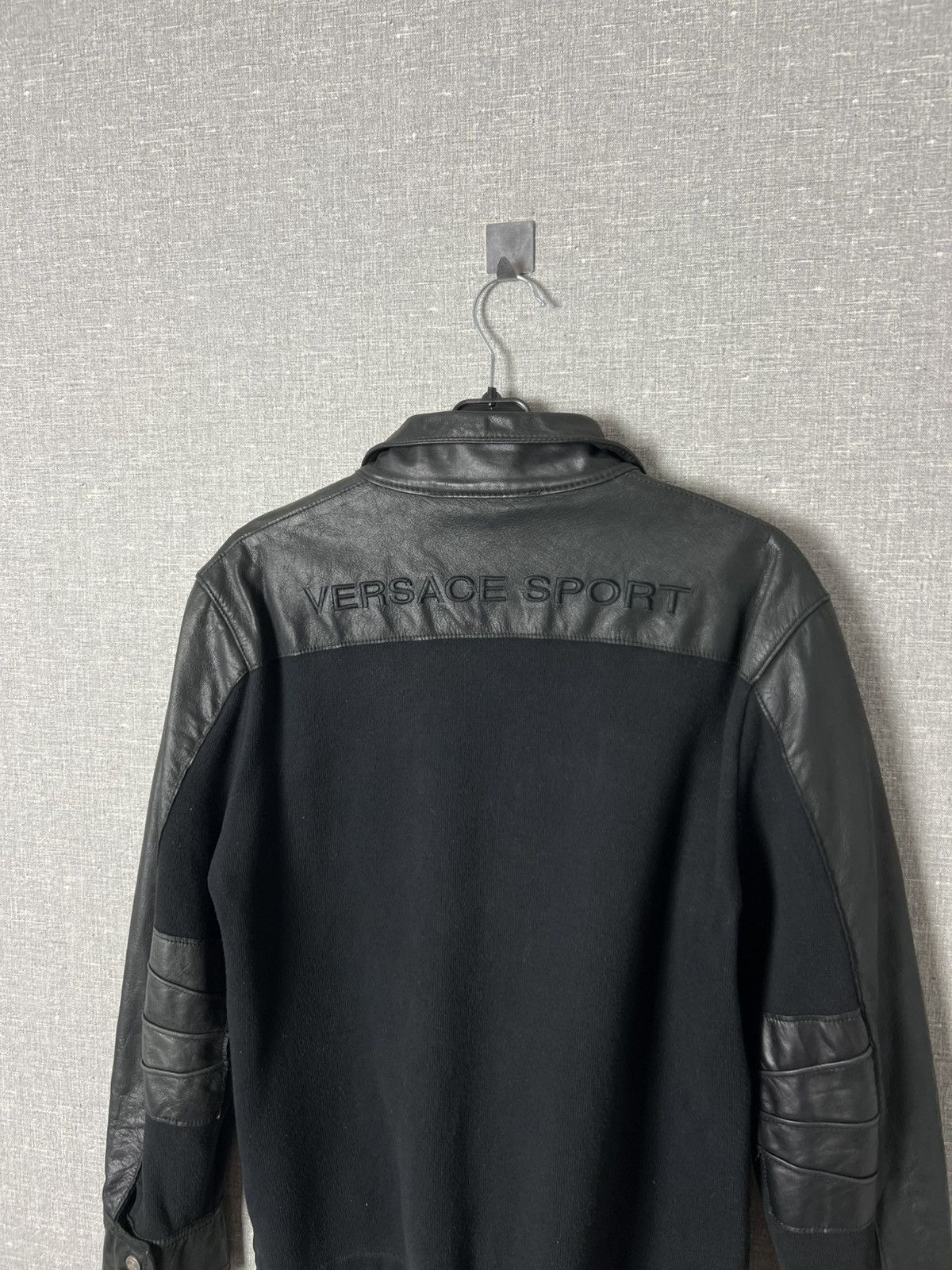 Versace Vintage Versace Sport Big Logo Collared Leather Jacket Biker Size US M / EU 48-50 / 2 - 17 Thumbnail