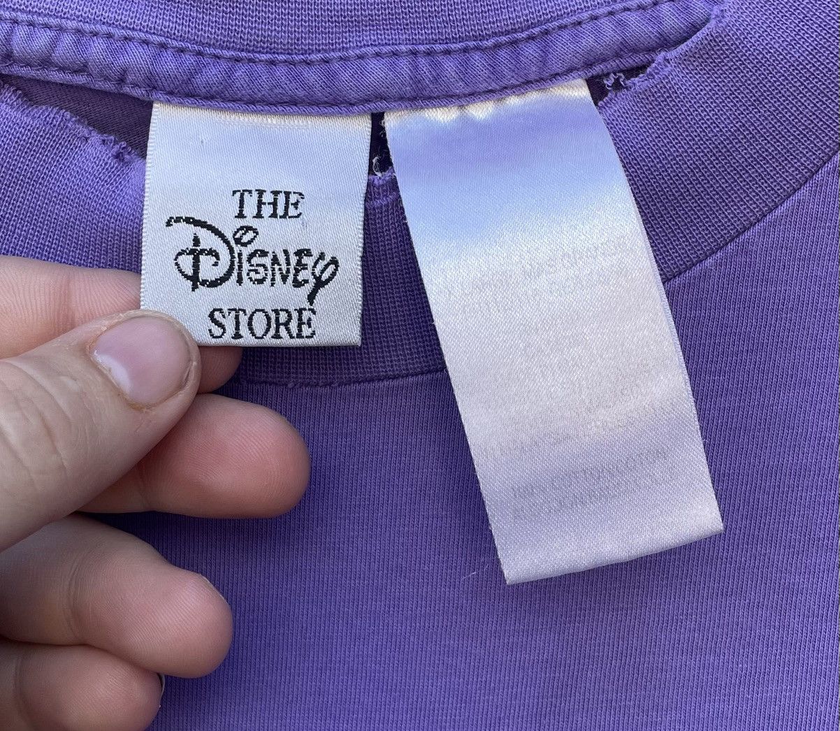 Disney Vintage Disney Store Dopey Embroidered Spellout Tee Size US L / EU 52-54 / 3 - 2 Thumbnail