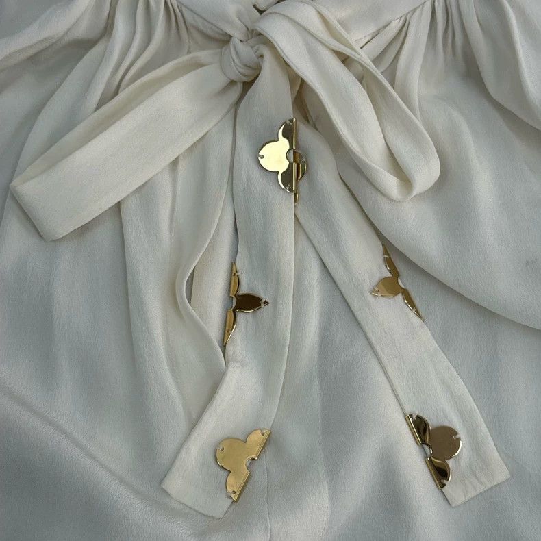 Louis Vuitton Louis Vuitton Beige lace silk shirt 2505-Nextarrow Size XS / US 0-2 / IT 36-38 - 7 Thumbnail