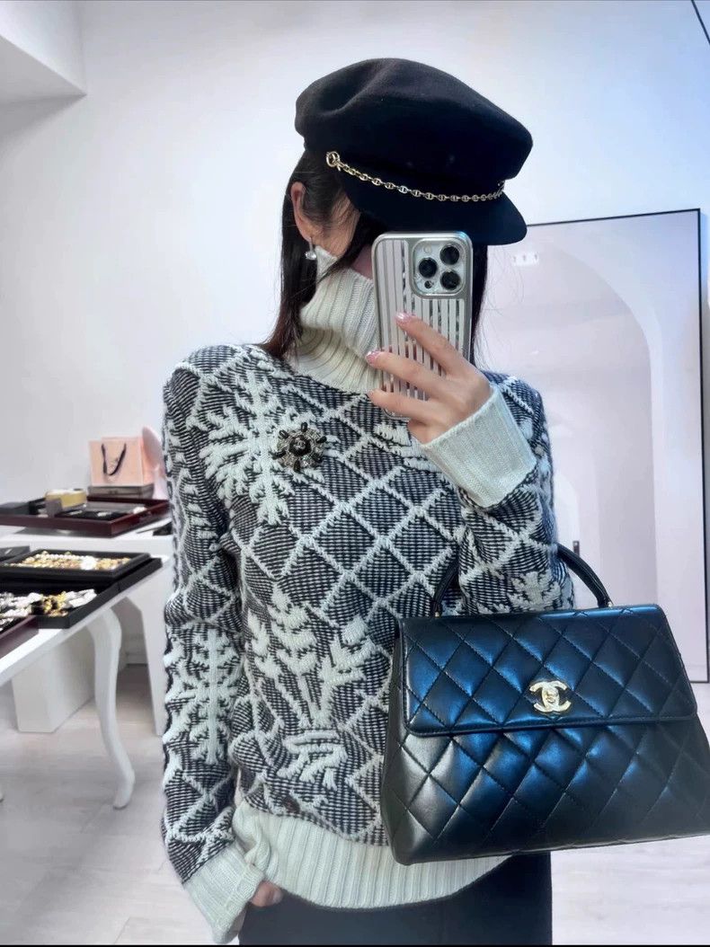 Chanel Chanel Cashmere coco letter snowflake turtleneck sweater Size XS / US 0-2 / IT 36-38 - 9 Thumbnail