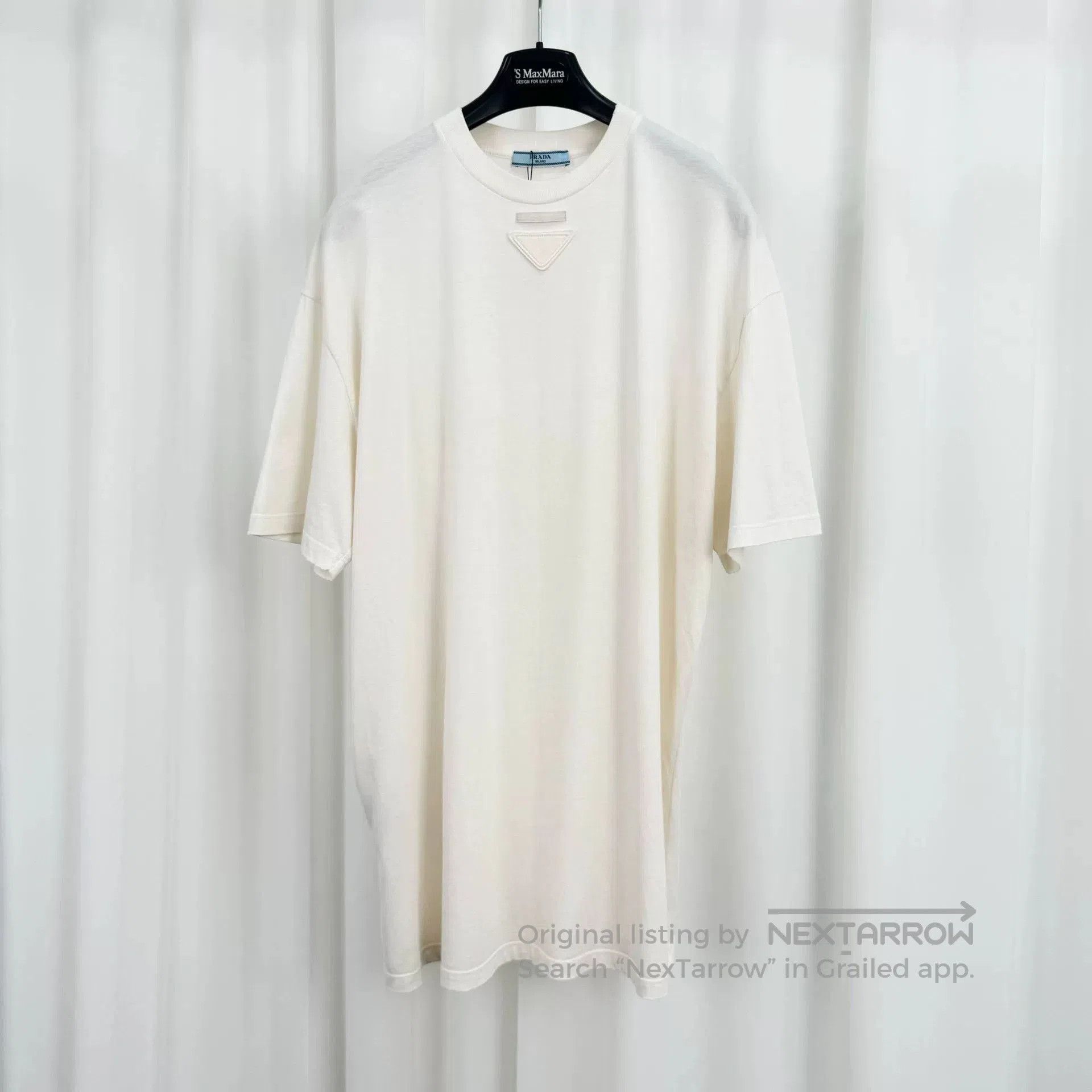 Prada Prada White Distressed Neck Short. Size XS / US 0-2 / IT 36-38 - 1 Thumbnail